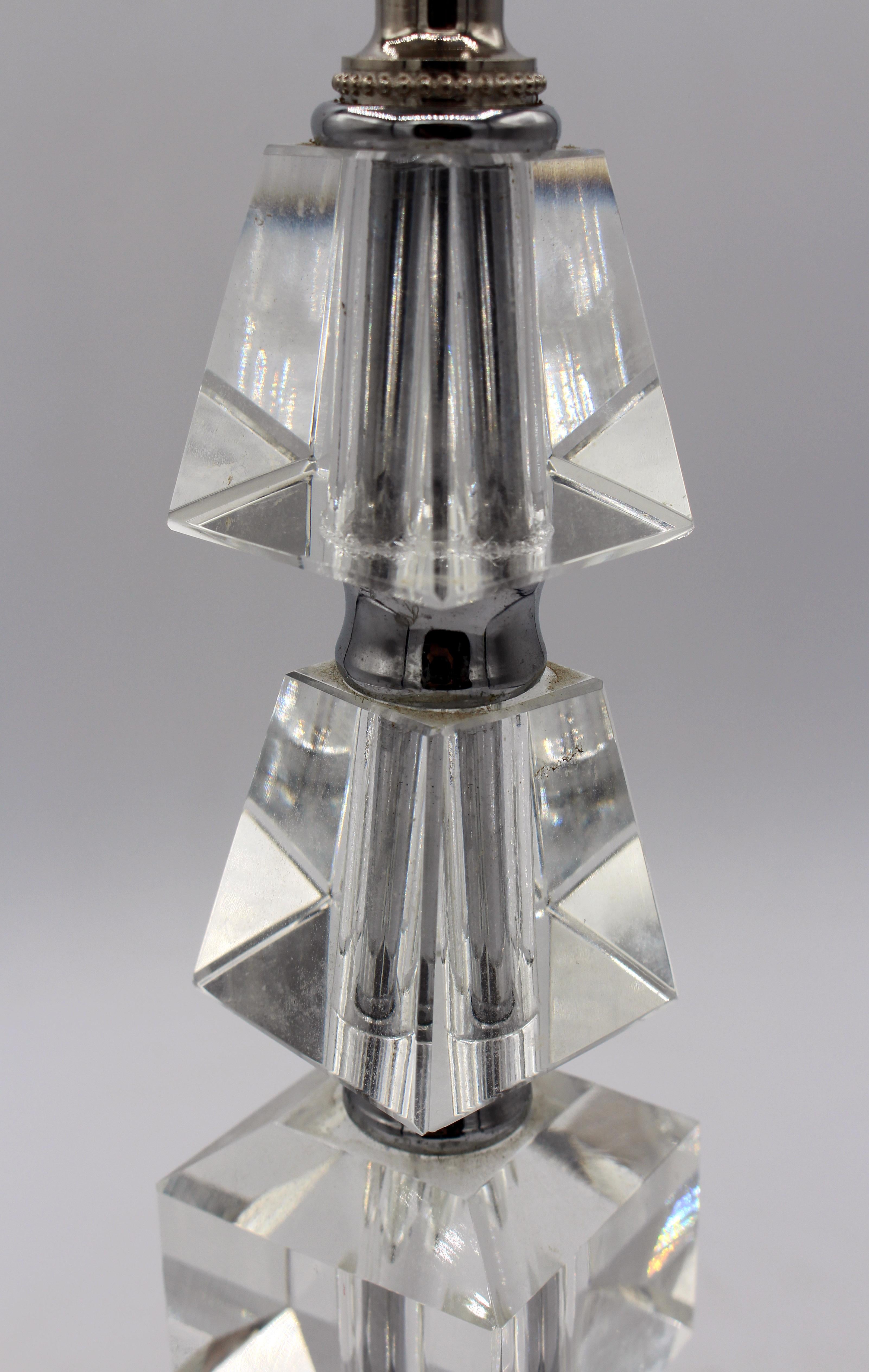Mid-Century moderno Lampada Block Crystal impilata e tagliata della metà del XX secolo in vendita