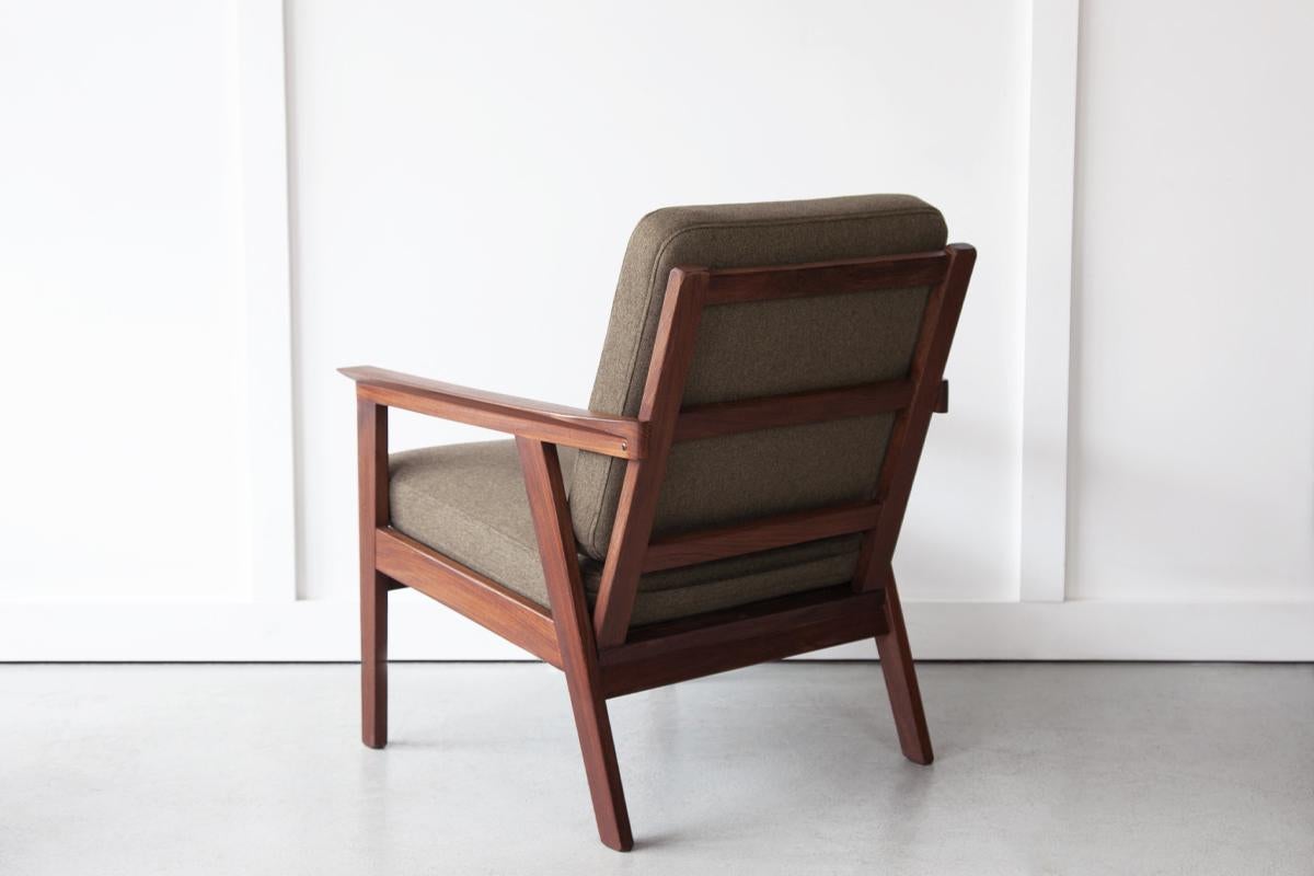 Dänischer Sessel aus Teakholz, Mitte des 20. Jahrhunderts im Zustand „Gut“ in Bristol, GB