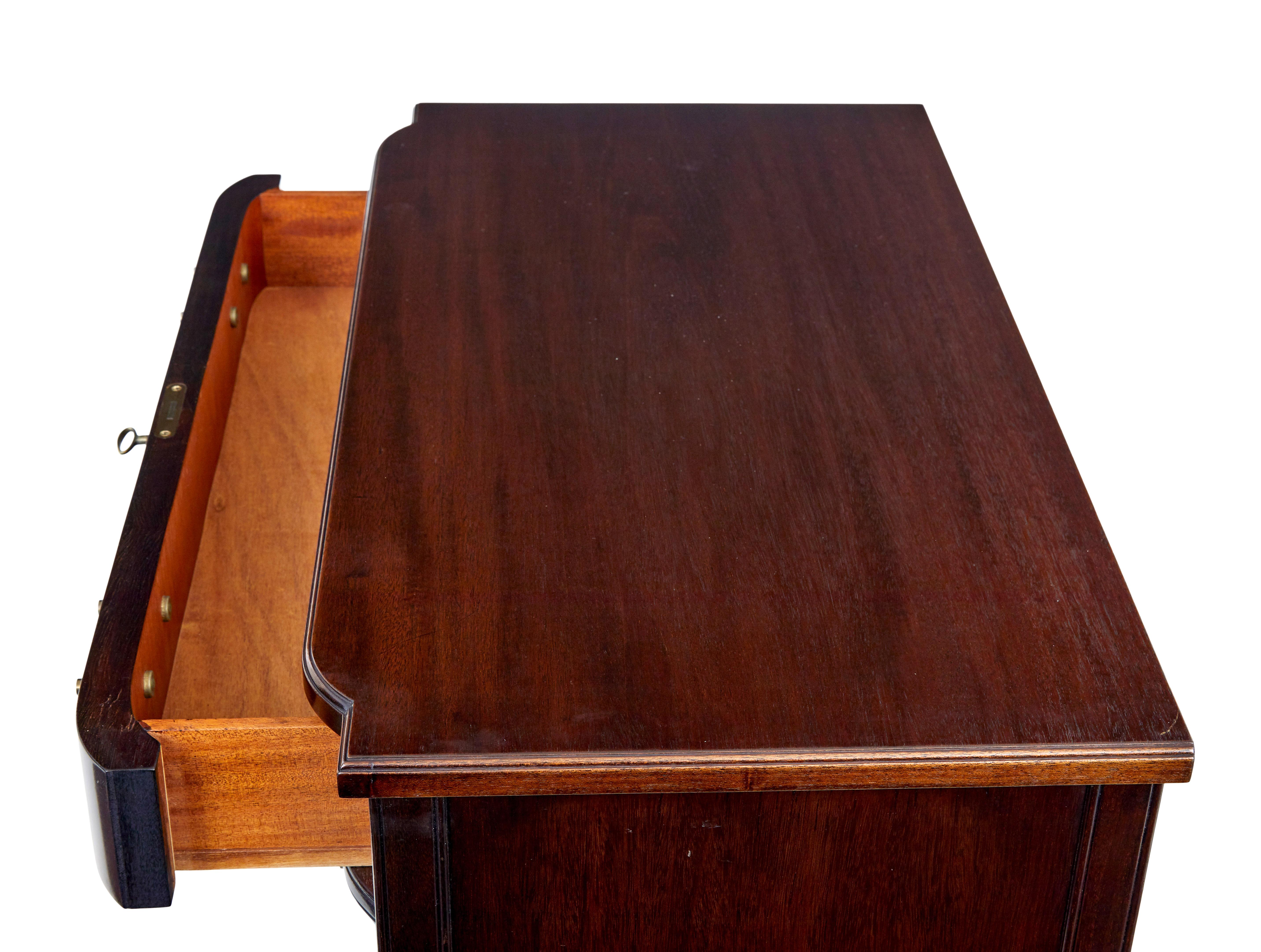 Mahogany Mid 20th century Danish mahogany chest of drawers For Sale