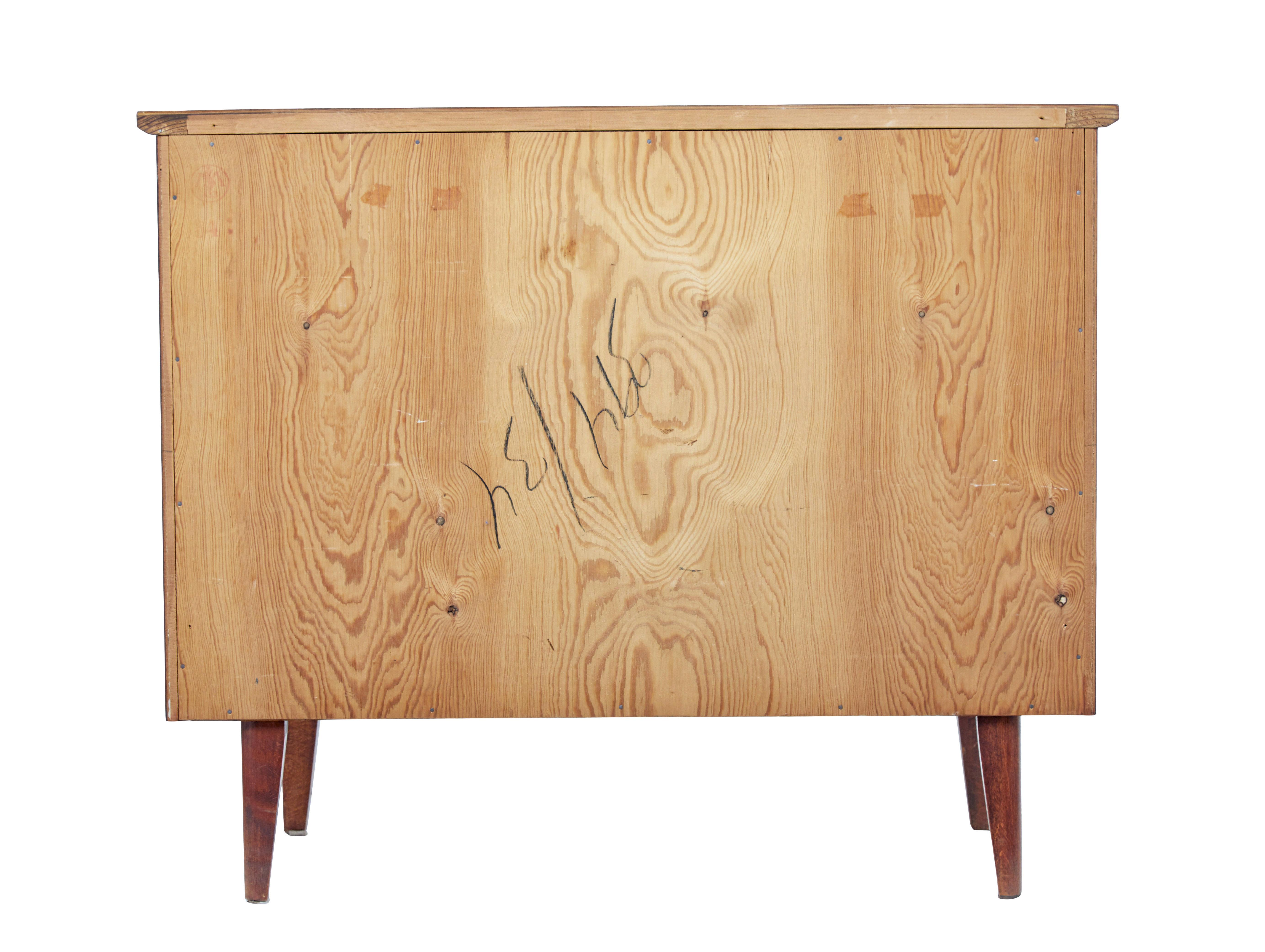 Commode danoise en teck du milieu du 20e siècle Bon état à Debenham, Suffolk