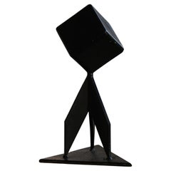 Milieu du 20e siècle, Sculpture décorative abstraite scandinave en métal, circa 1950