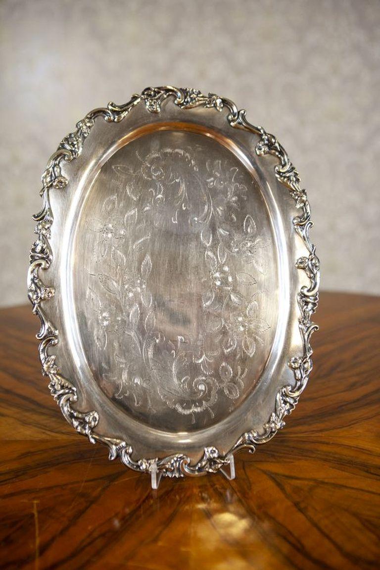 Ensemble de plats décoratifs du milieu du 20e siècle en argent plaqué avec des accents bleus en vente 5