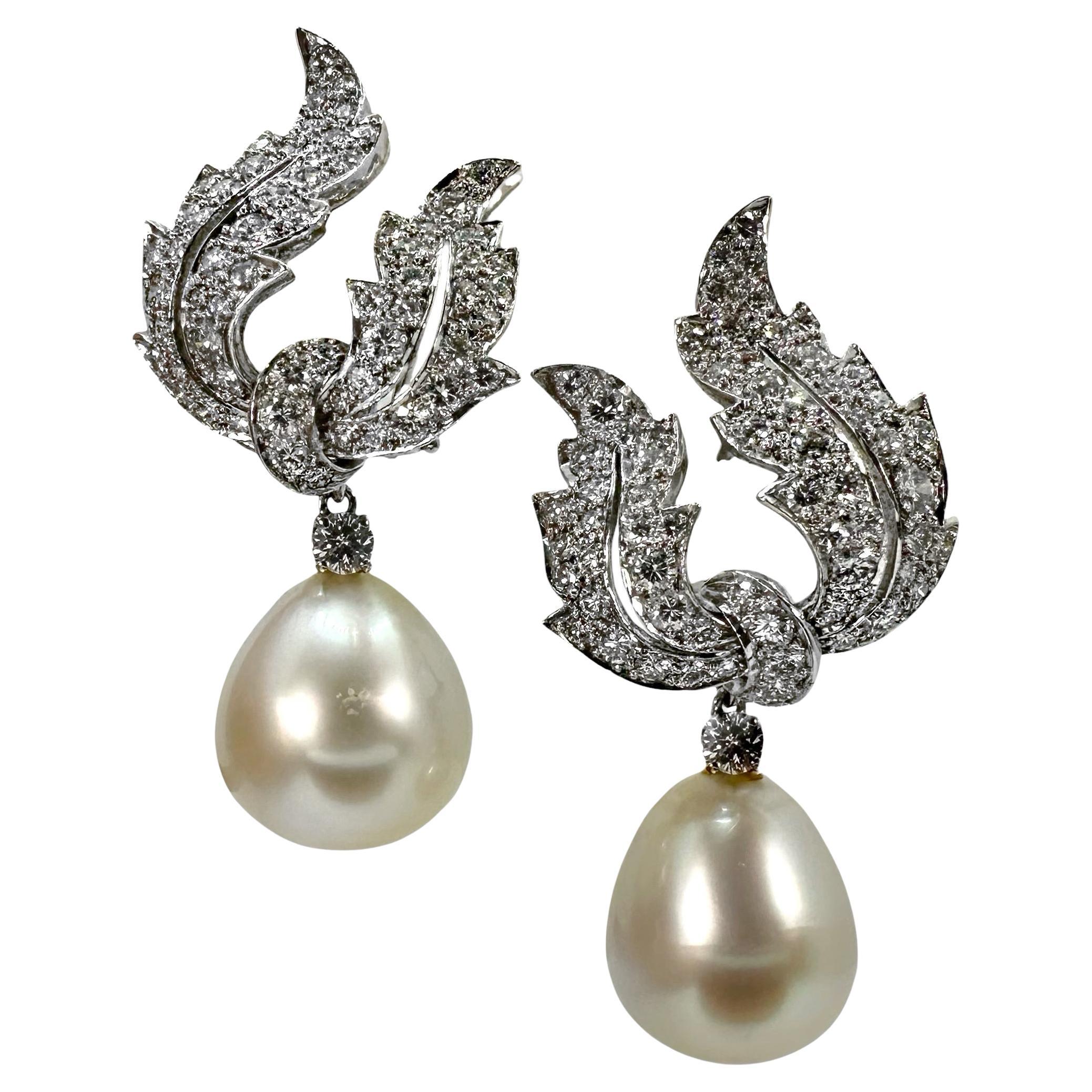 Pendientes de diamantes de mediados del siglo XX con gotas extraíbles de perlas del mar del Sur de 13,5 mm