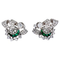 Vintage  Mid-20th Century Diamond Emerald 18 Karat White Gold Clip-on Earrings