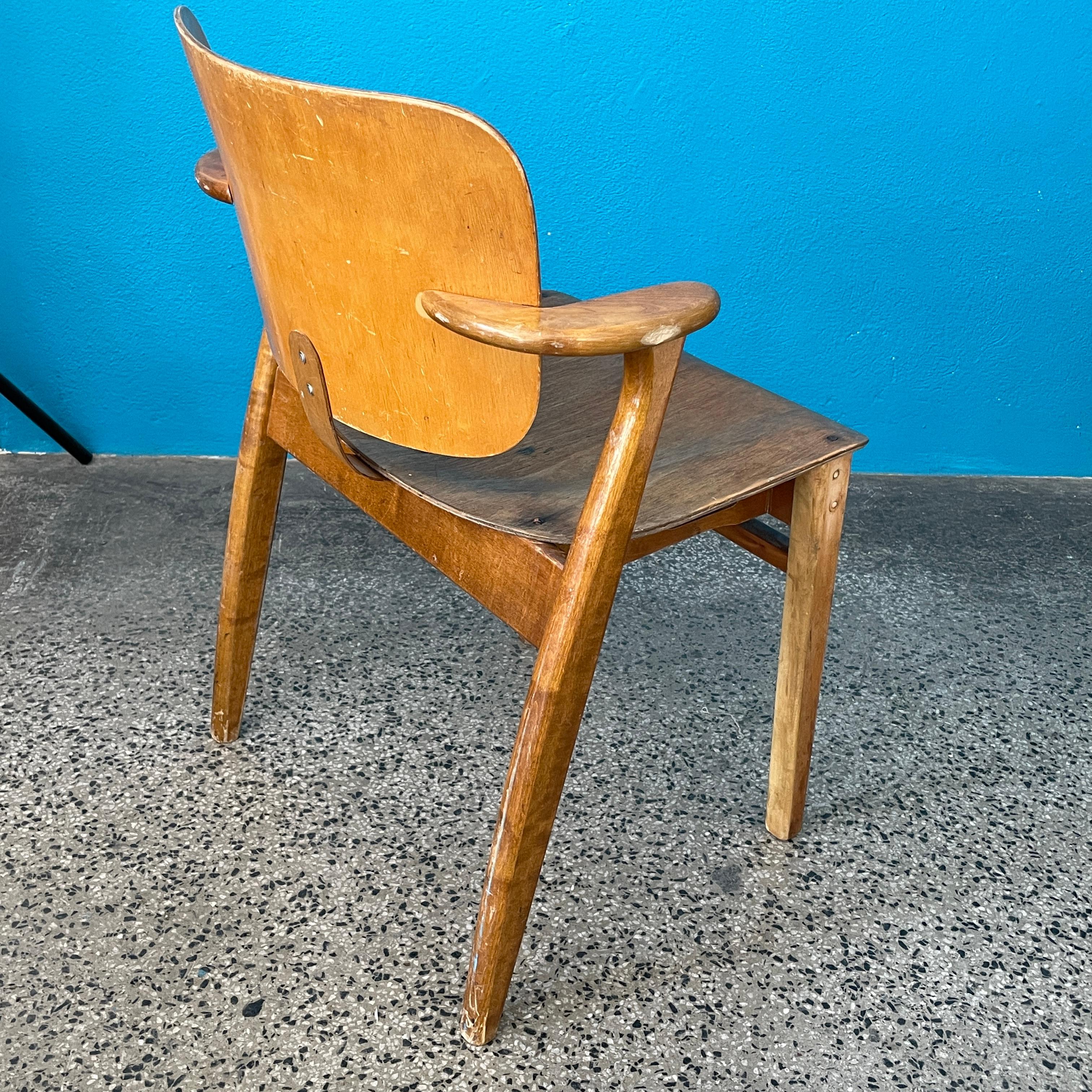 Mid 20th Century Domus Chair Designed By Ilmari Tapiovaara, Finland In Fair Condition In Turku, FI