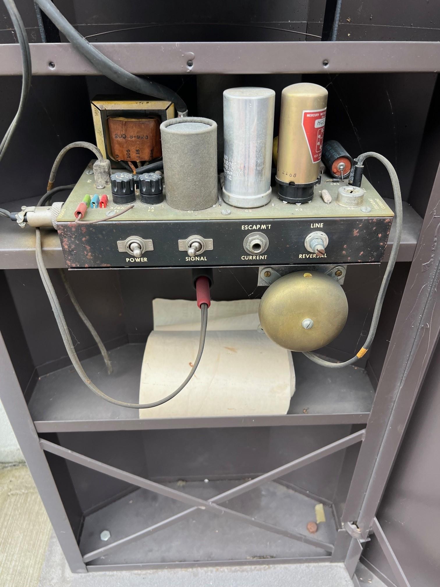 Mid-20th Century Dow Jones Wall Street Journal Broad Tape Ticker Tape Machine For Sale 10