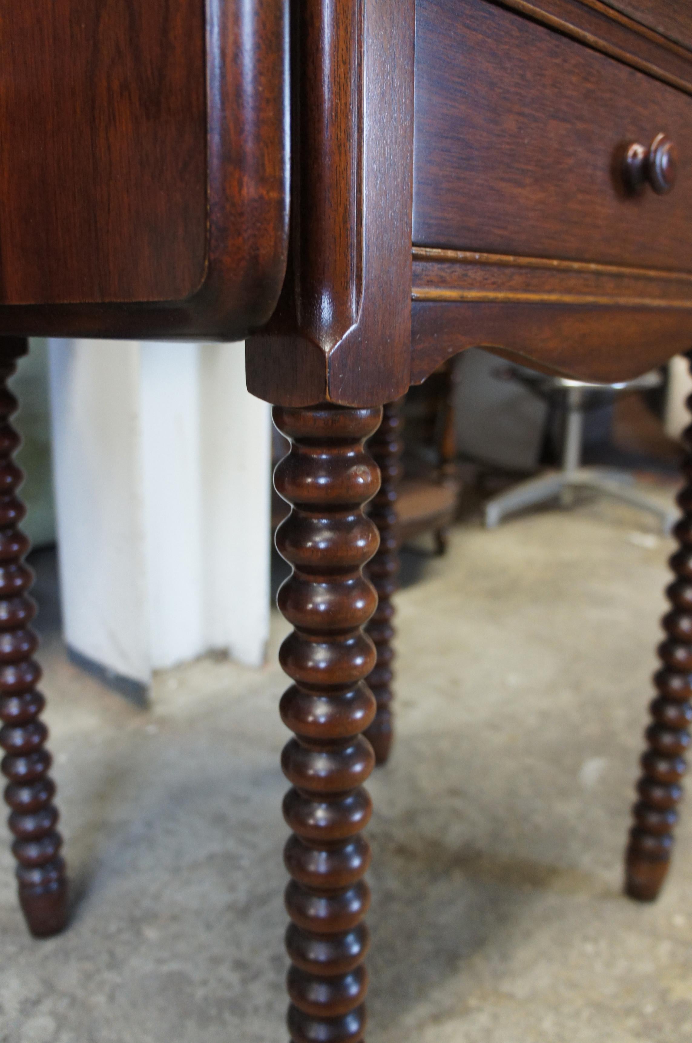 Mahogany Mid-20th Century Early American Style Dropleaf Side End Accent Table Nightstand