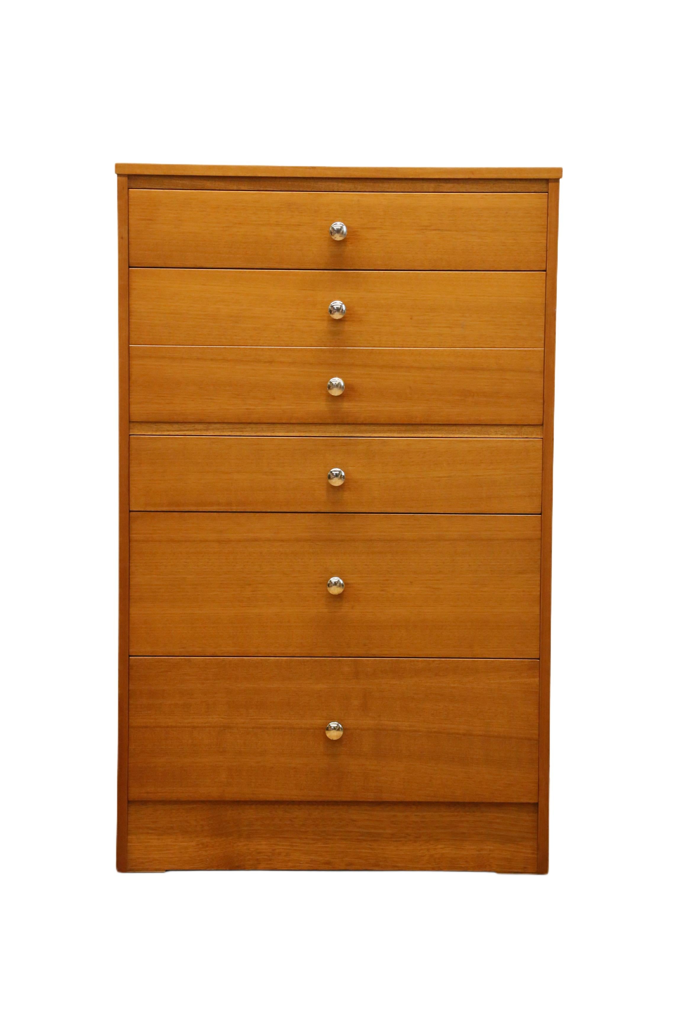 Mid-Century moderno Cassettiera Easifit Tallboy in teak della metà del XX secolo - Anni '60 in vendita