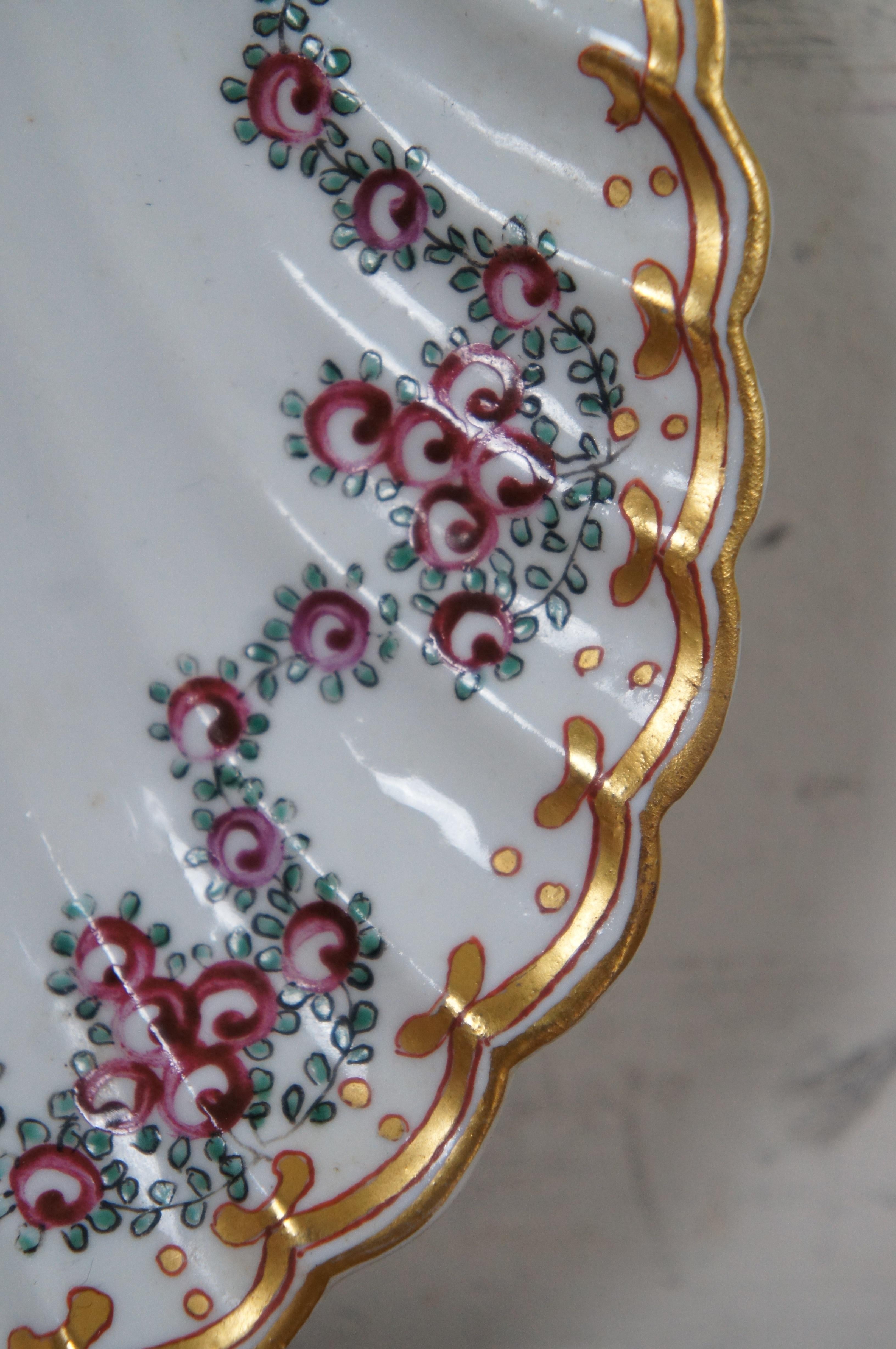 Mid 20th Century Edme Samson French Porcelain Armorial Scalloped Shell Dish 7