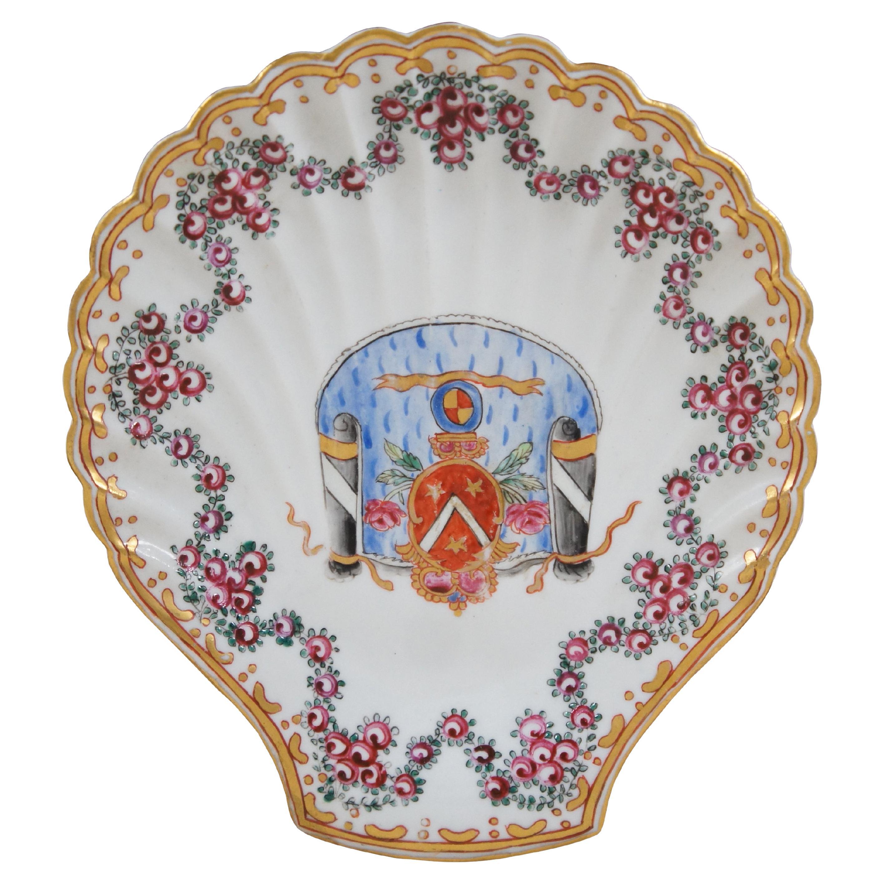 Mid 20th Century Edme Samson French Porcelain Armorial Scalloped Shell Dish 7" For Sale