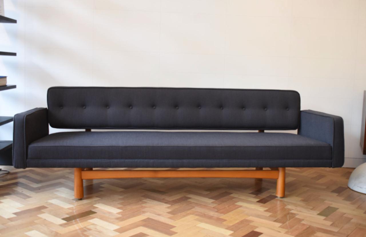 Mid 20th Century Edward Wormley New York Sofa In Good Condition In London, GB