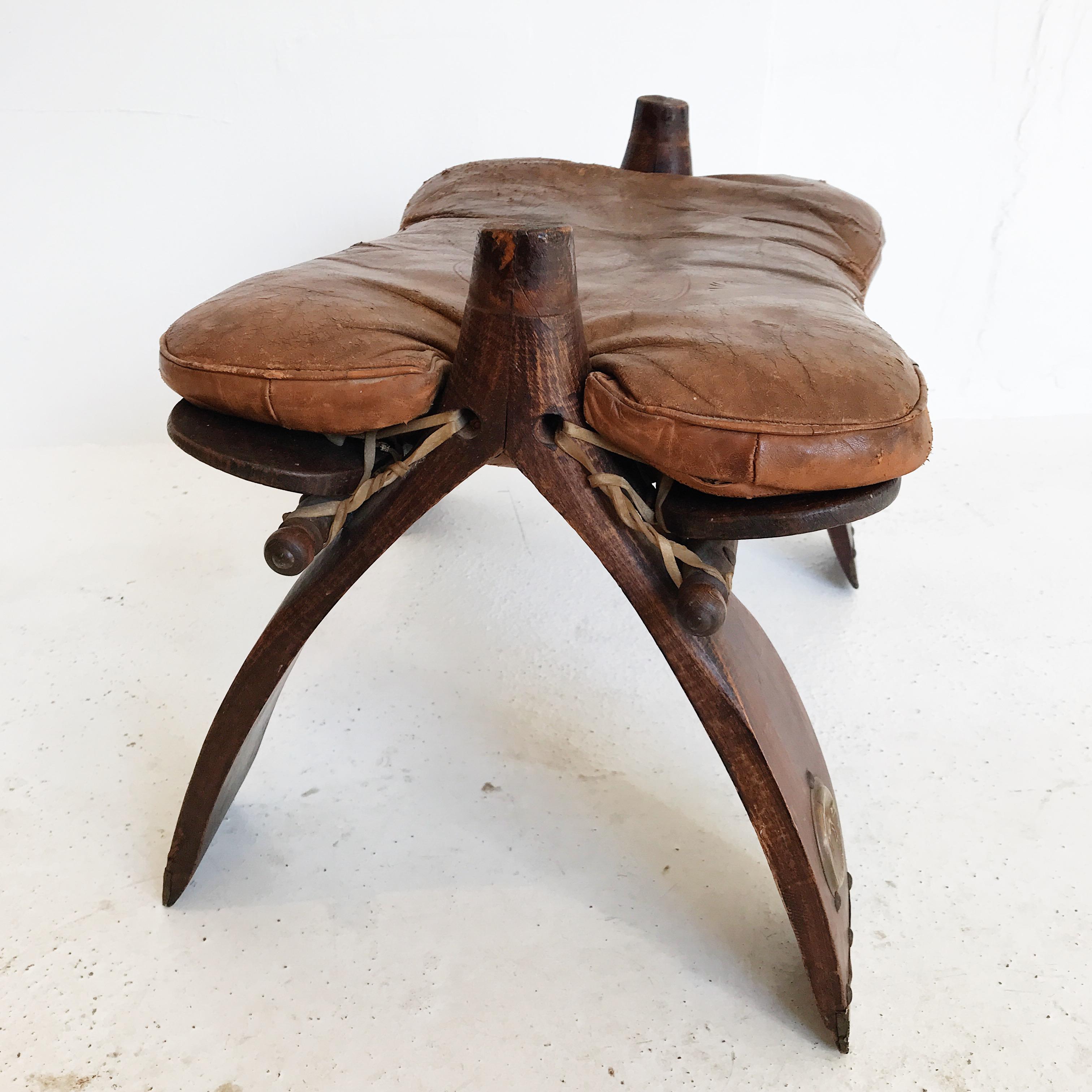 Mid-20th Century Egyptian Wooden Camel Saddle Stool with Original Leather Saddle For Sale 1