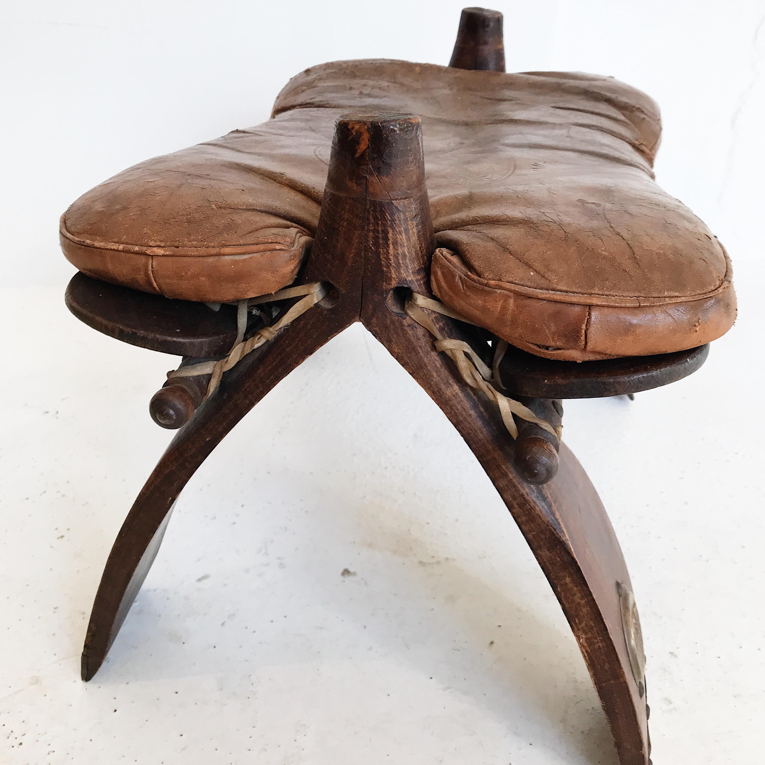 Mid-20th Century Egyptian Wooden Camel Saddle Stool with Original Leather Saddle For Sale 2