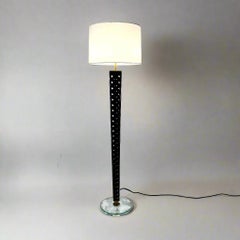 Mid-20th century Elegant Spiral Ellipse Floor Lamp of Wood and Brass. Italy