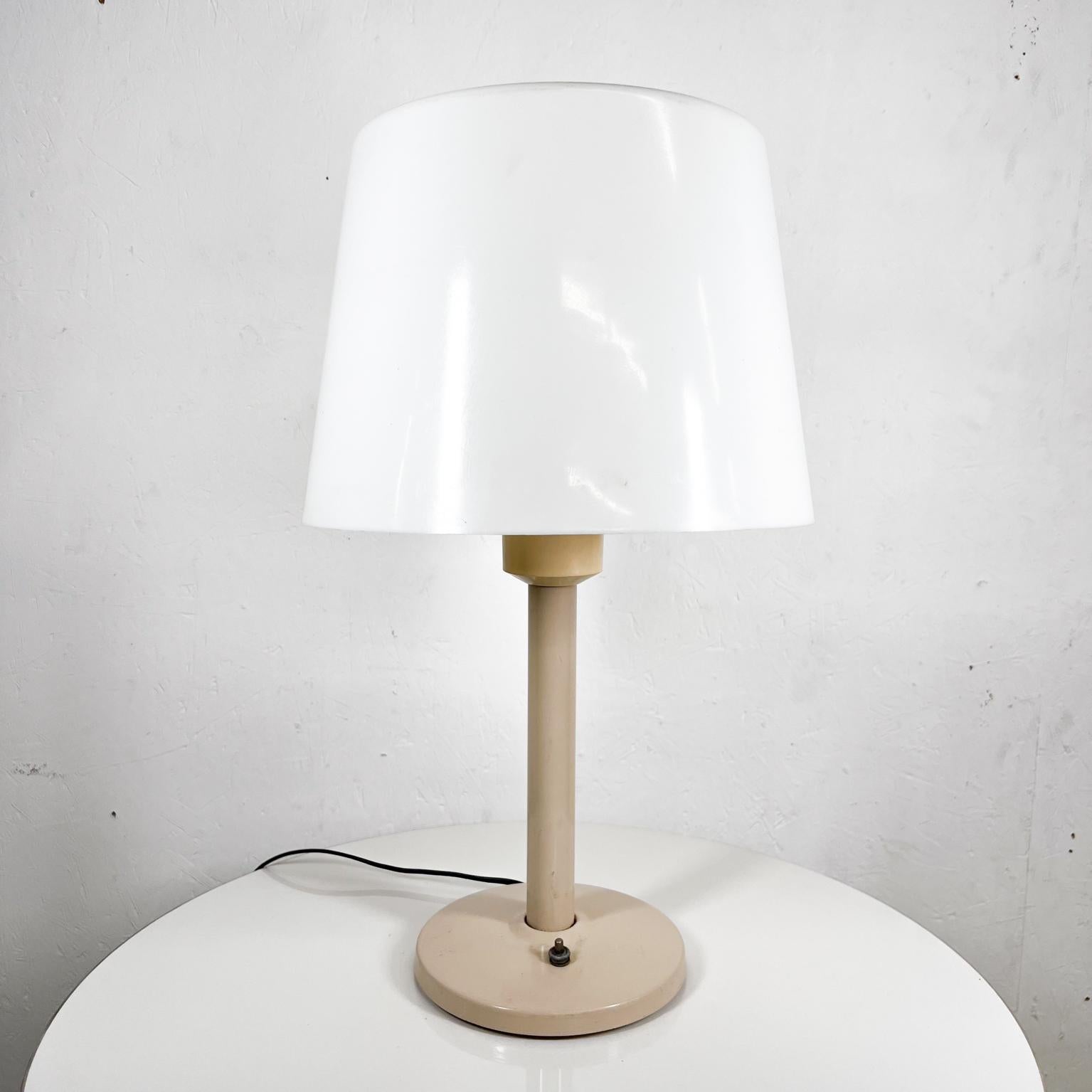 electrix lamp