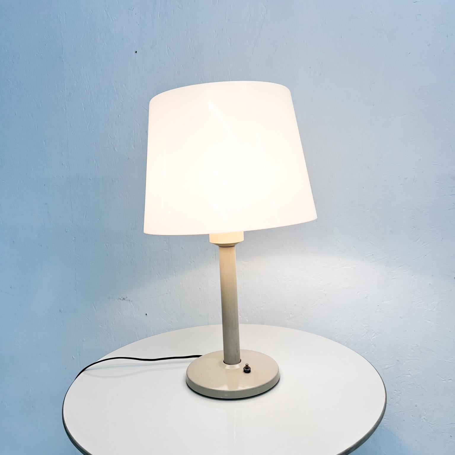 Mid-Century Modern Mid 20th Century Electrix Table Lamp New Haven CT