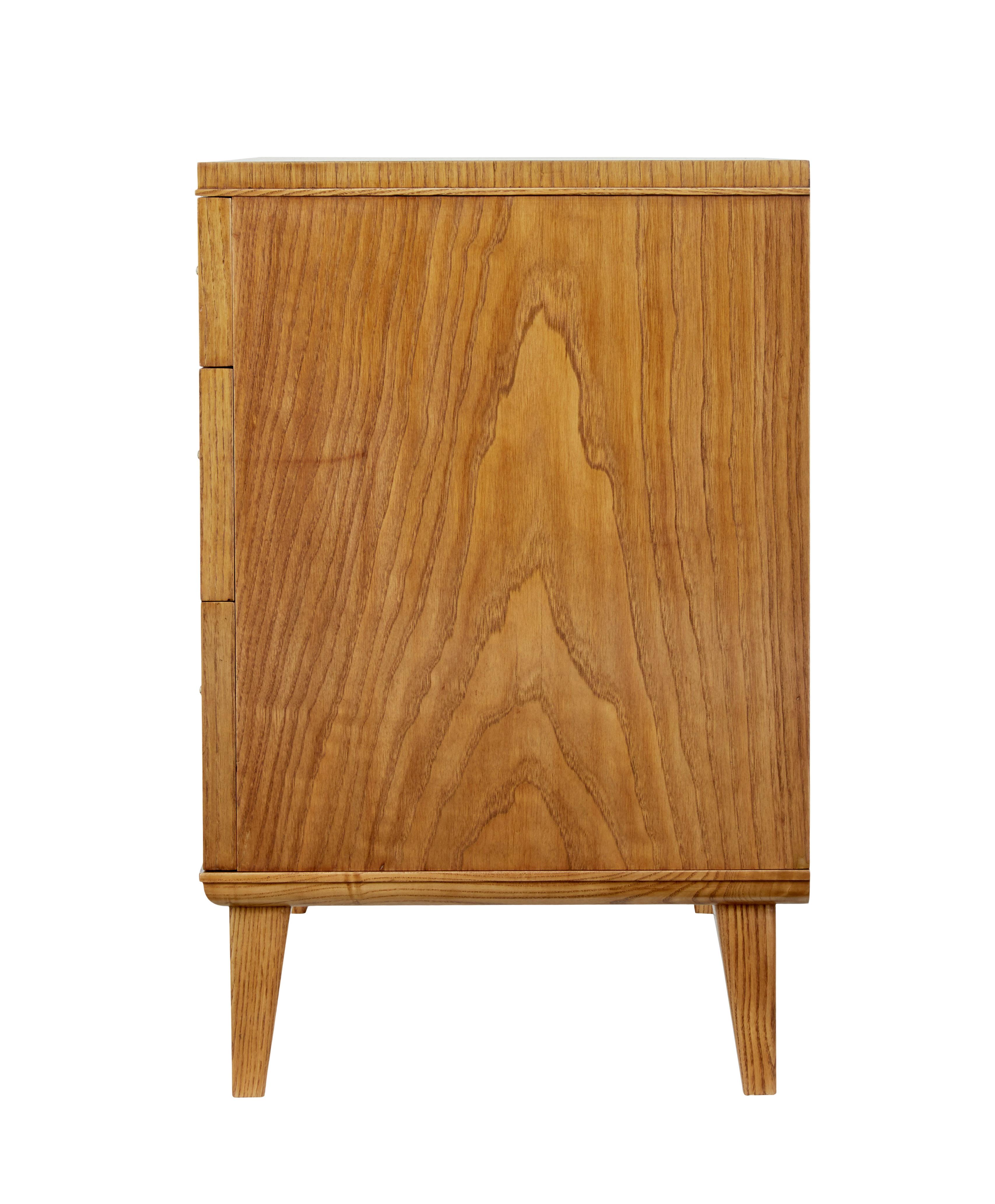 Mid-20th Century Elm Chest of Drawers by SMF Bodafors In Good Condition In Debenham, Suffolk