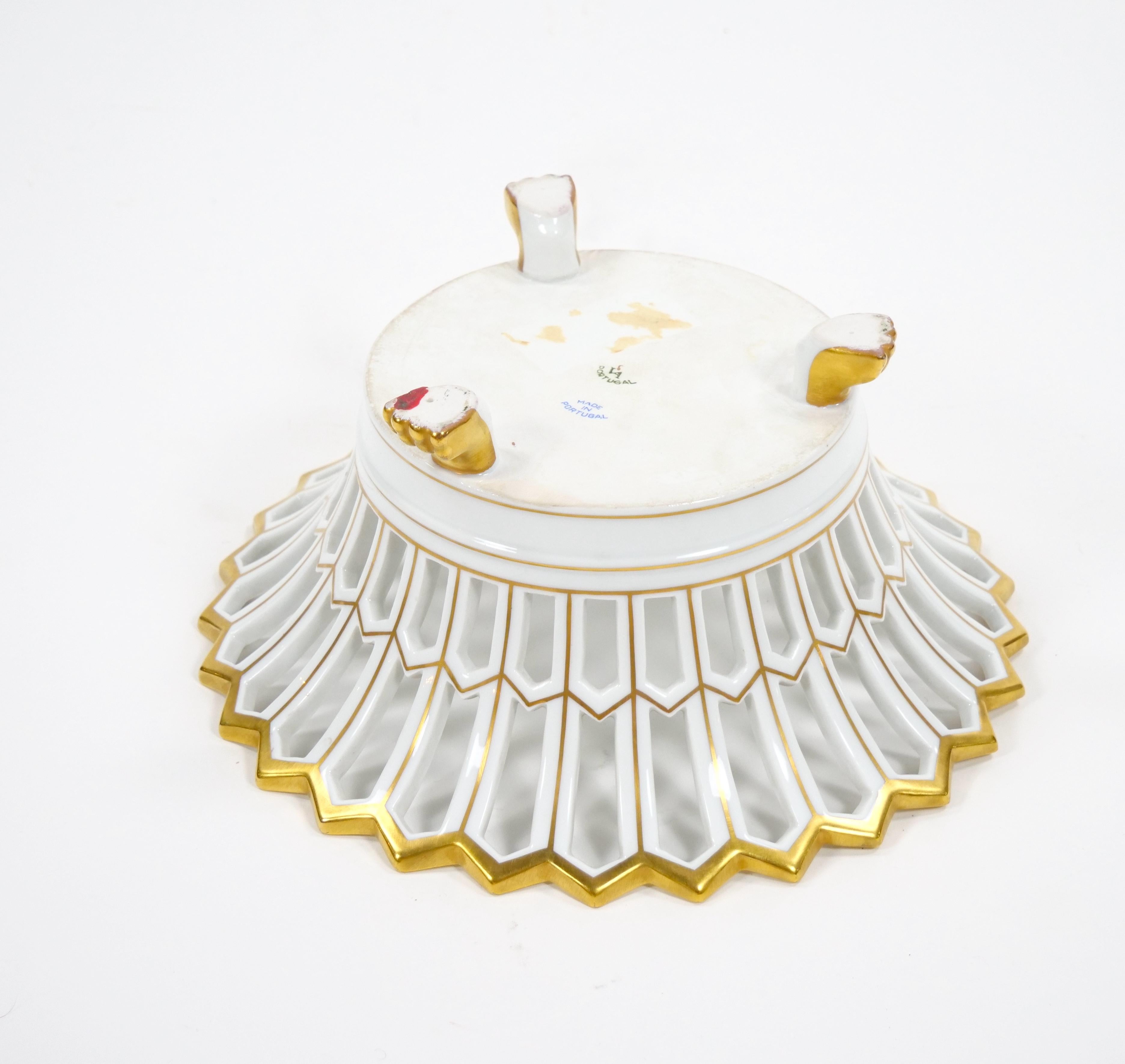 Cuenco Compota Decorativo de Porcelana / Dorado de Mediados del Siglo XX Estilo Imperio en venta 2