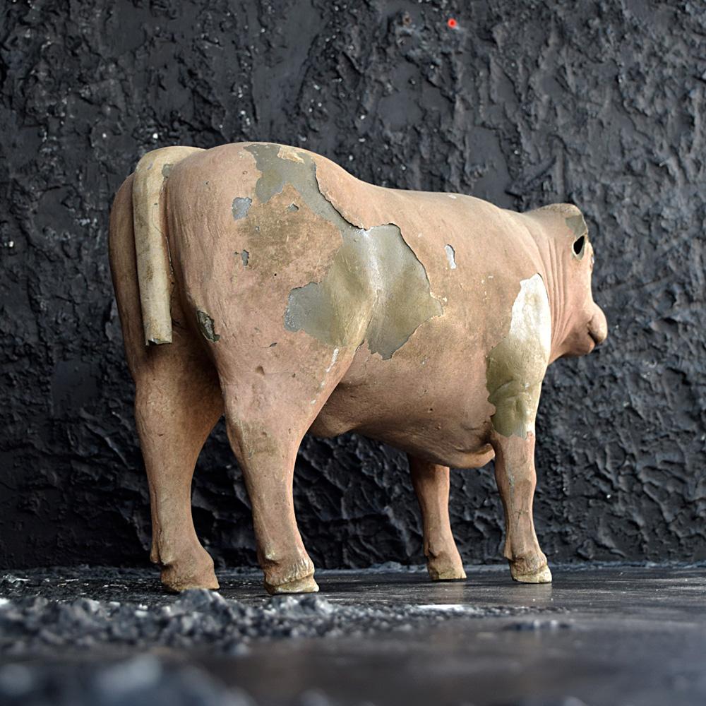 Mid-20th Century English Butchers Trade Sign Bull Figure In Distressed Condition In London, GB