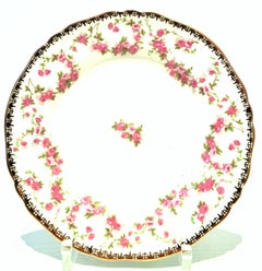 Mid-20th Century English Porcelain & 22K Gold Dinnerware Set of 15 by A. Meakin