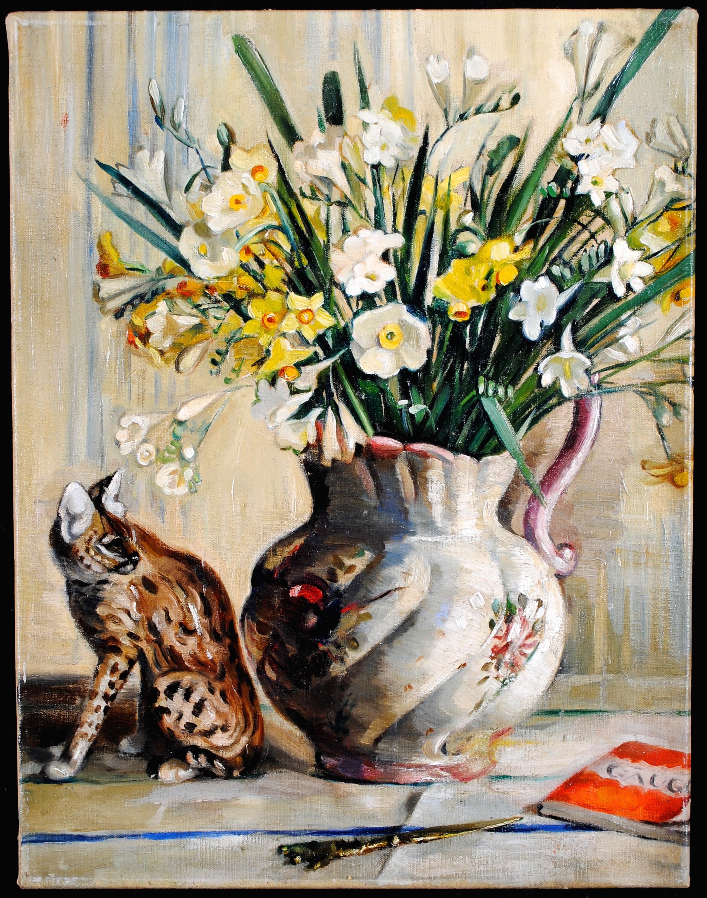 Still-Life Painting di Mid 20th Century English School - Fiori, gatto e libro - Pittura a olio English Impressionist della metà del XX secolo