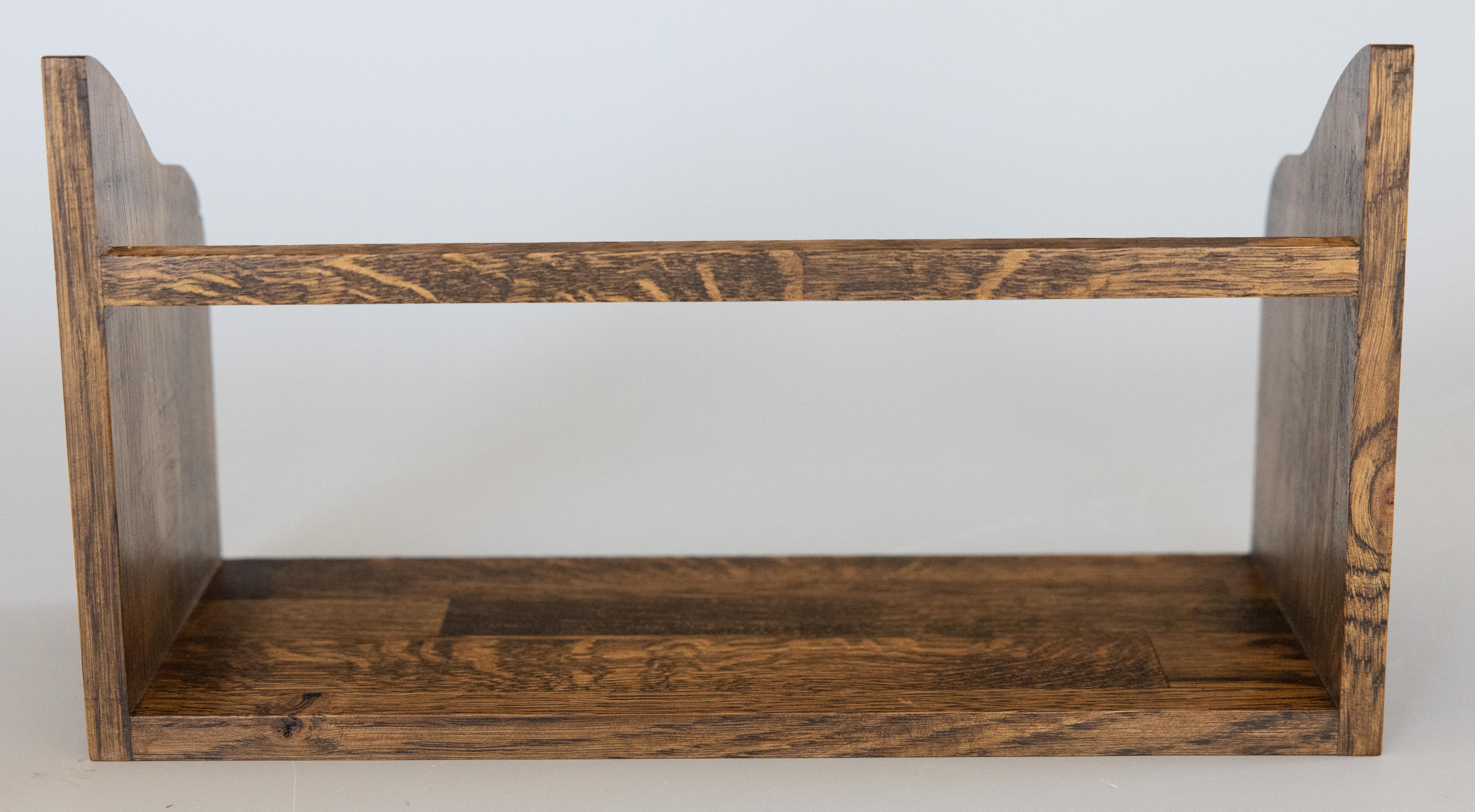 Mid-20th Century English Tiger Oak Table Top Book Trough Rack Stand For Sale 1