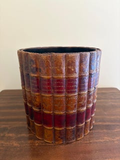 Mitte des 20. Jahrhunderts Englisch Trompe L'Oeil Leder Buch Papierkorb