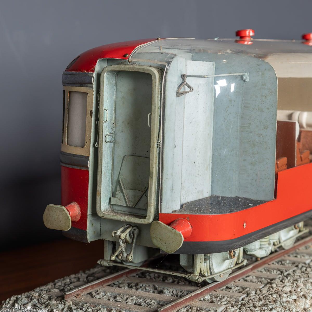 Modellino della metà del 20° secolo del Trans Europ Express c.1960 in vendita 13