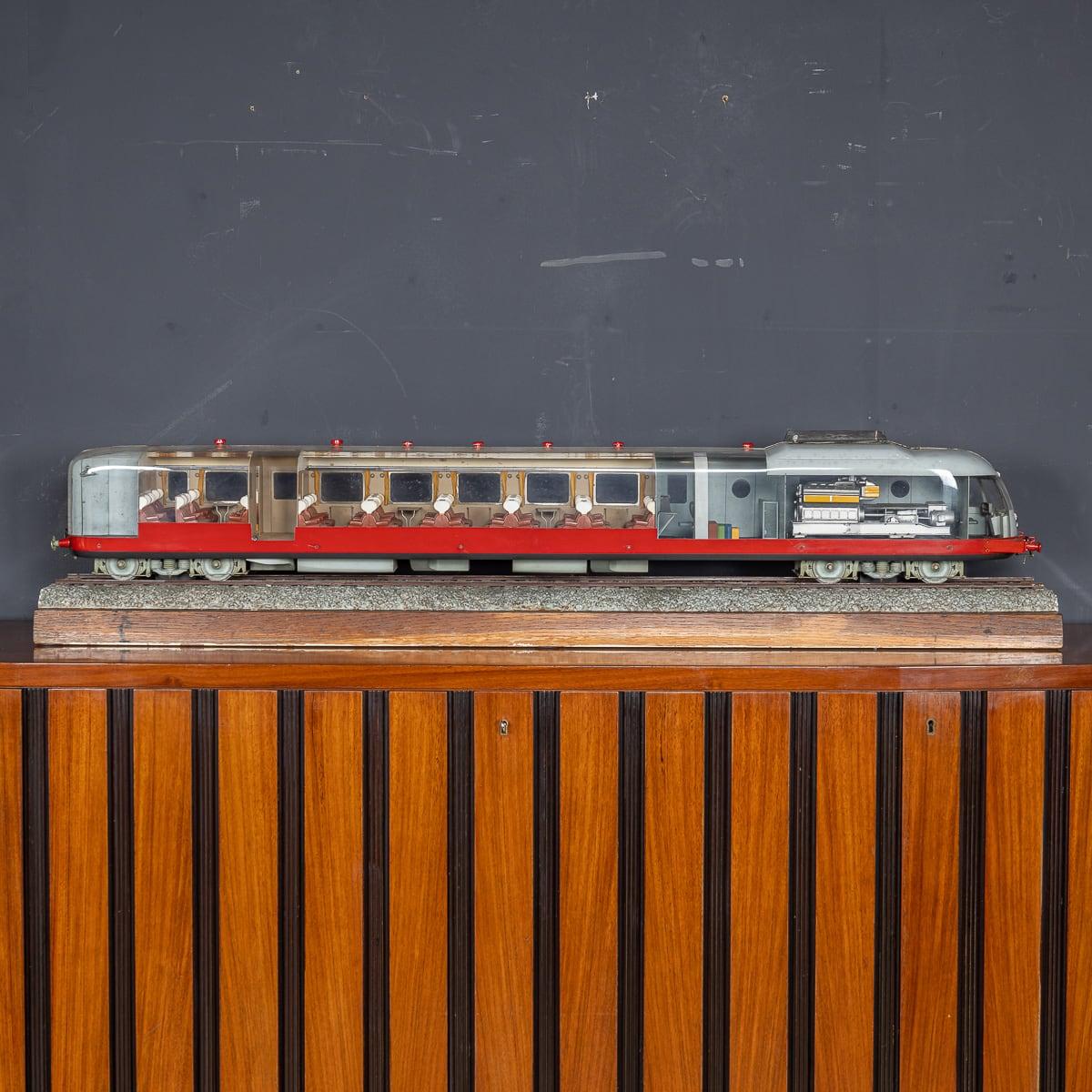 Altro Modellino della metà del 20° secolo del Trans Europ Express c.1960 in vendita