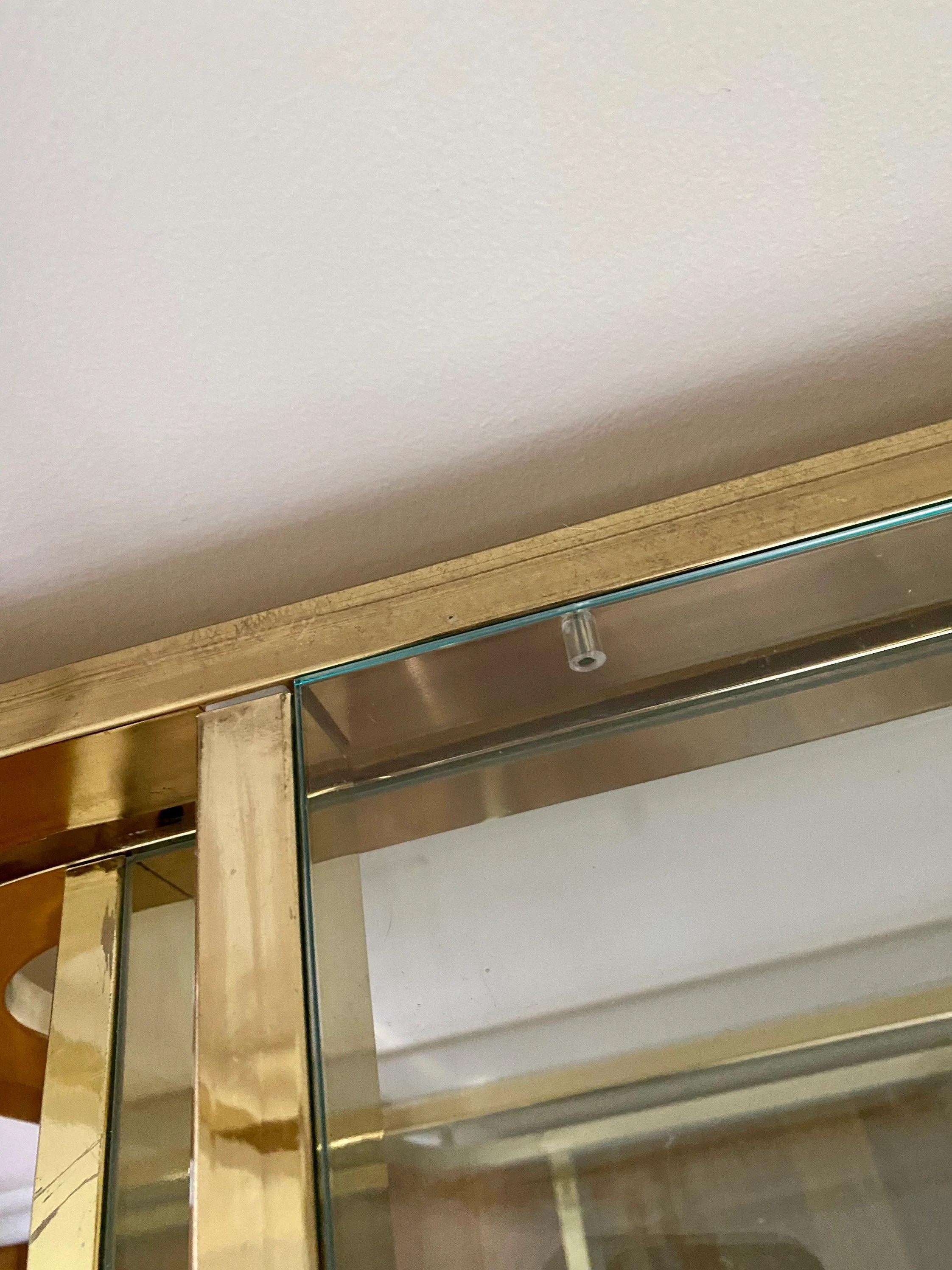 Ausziehbare Dia-Messing-Etagere aus der Mitte des 20. Jahrhunderts im Stil von Milo Baughman im Angebot 2