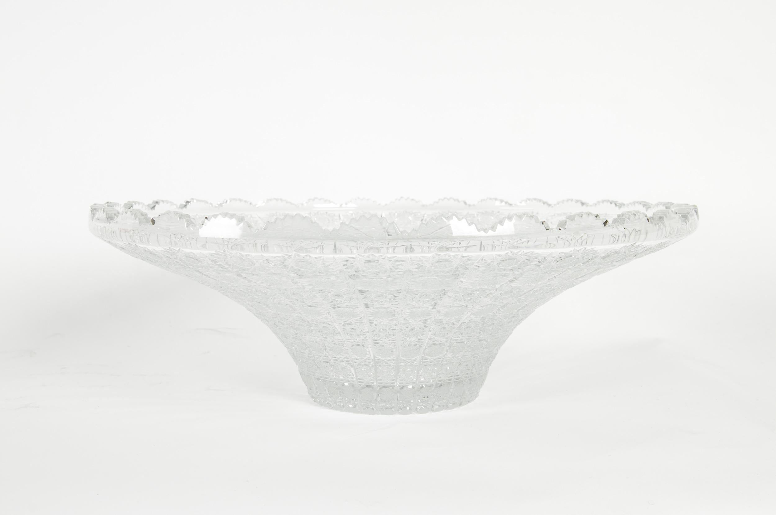 Mid-20th Century Exquisite Cut Crystal Center Piece Bowl 3