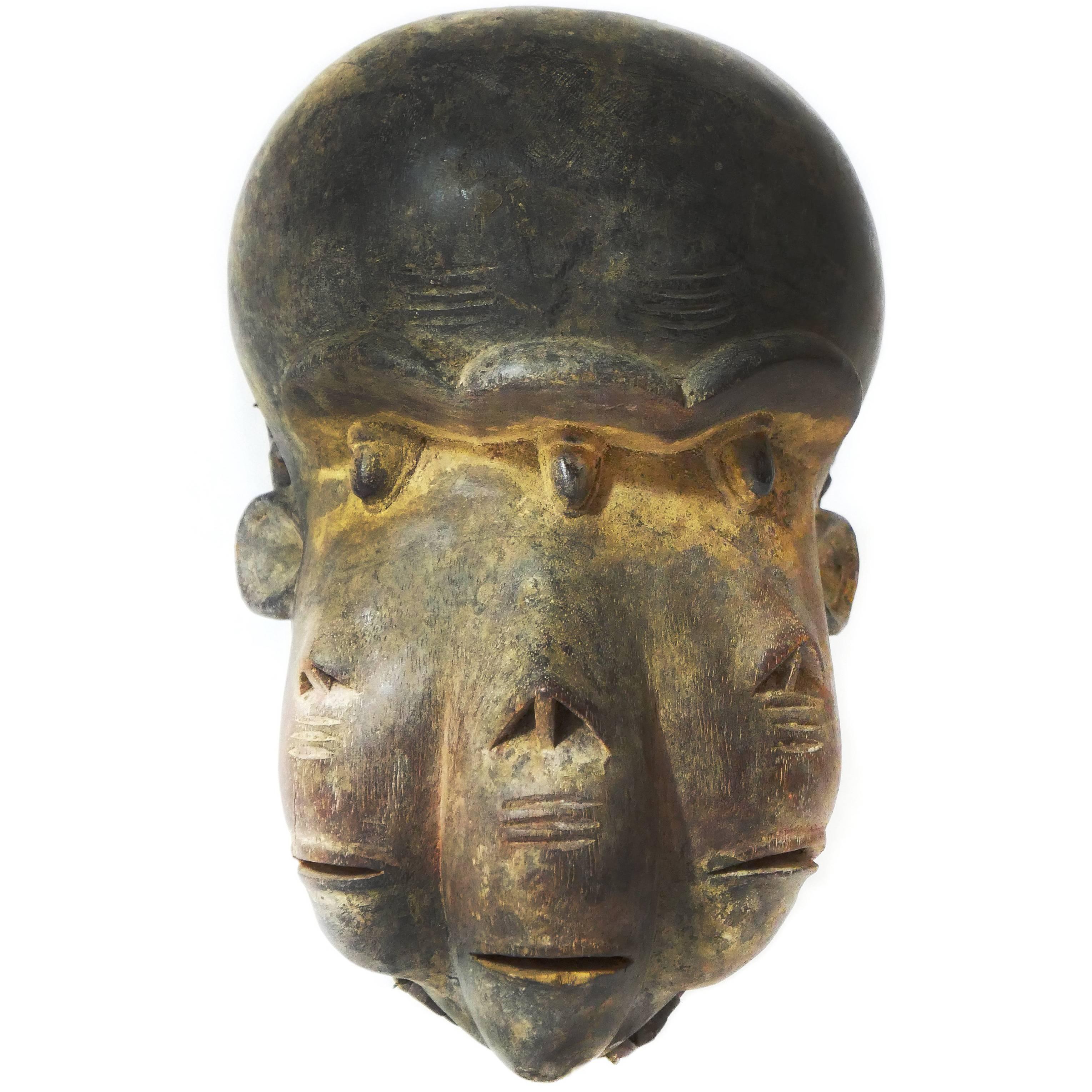 Mid-20th Century Fang Mask from Gabon For Sale