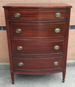 Mid 20th Century Federal Hepplewhite Style Mahogany Chest of Drawers