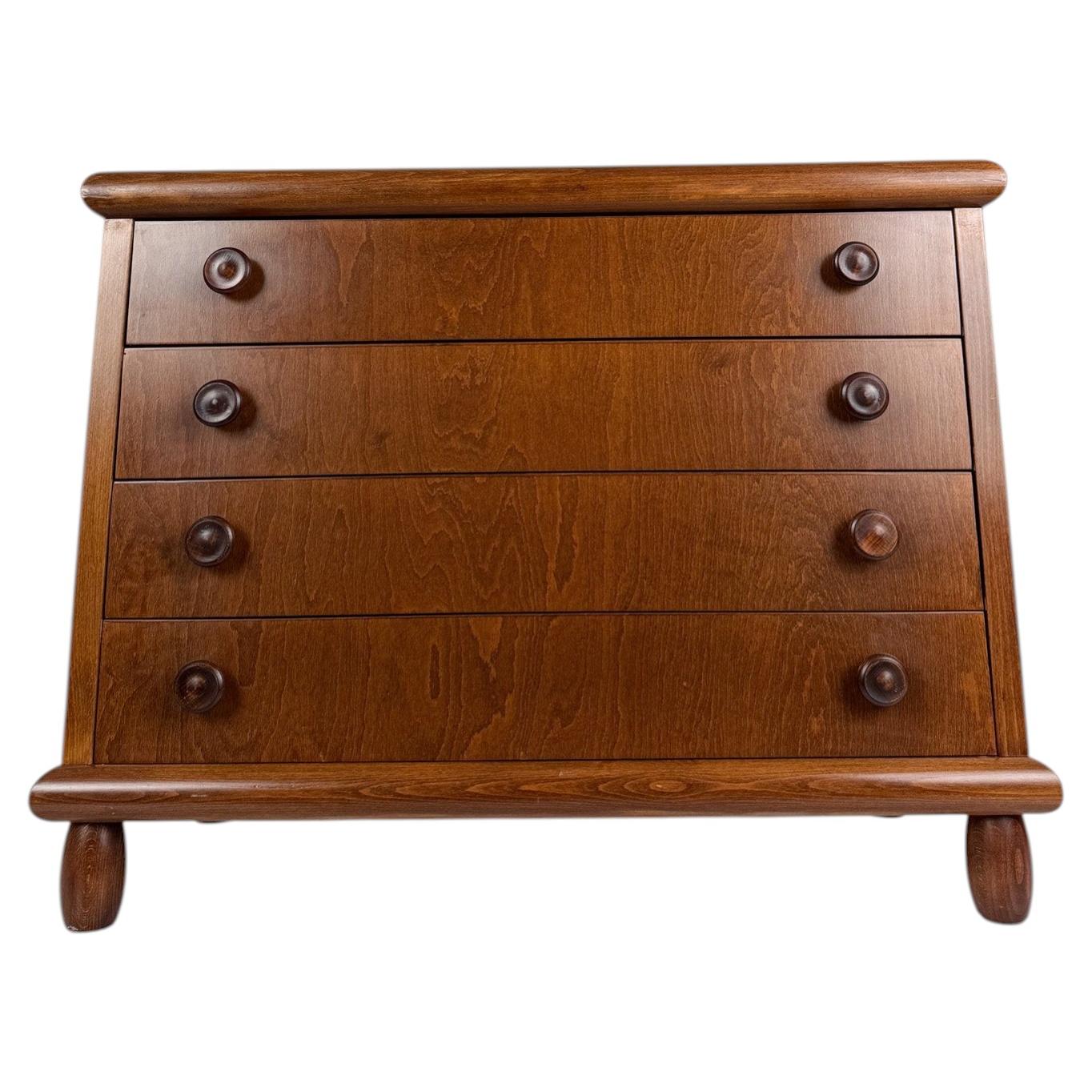 Cómoda de madera de abeto y fresno de mediados del siglo XX al estilo de C. Perriand