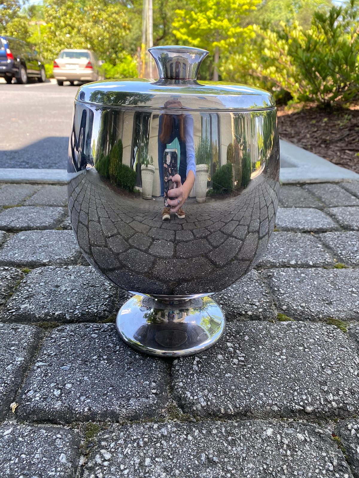 Mid-20th Century Fisher Silverplate Ice Bucket with Sterling Bull & Bear For Sale 4