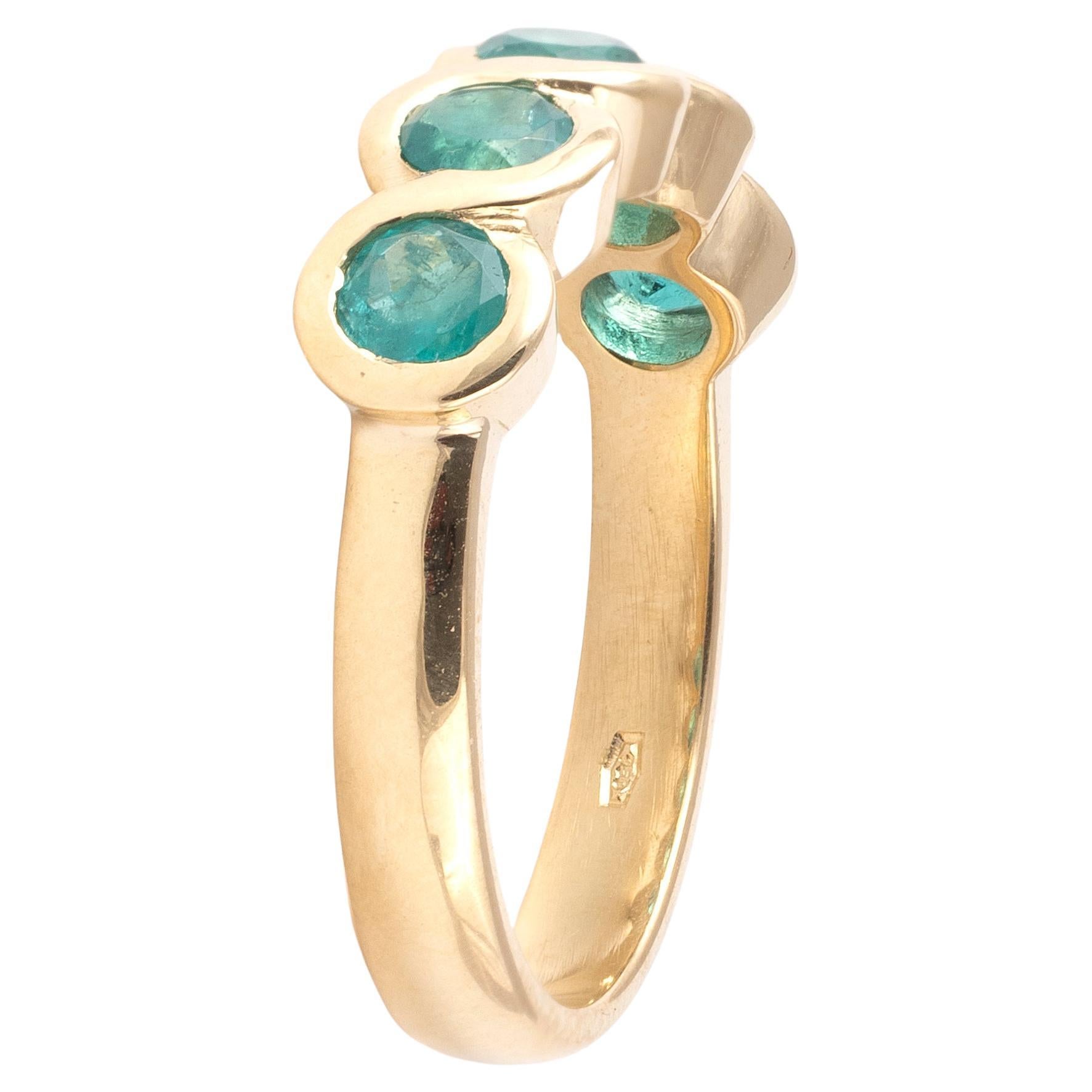 Rétro Mid-20th Century Five Stone Colombian Emerald Ring in vendita