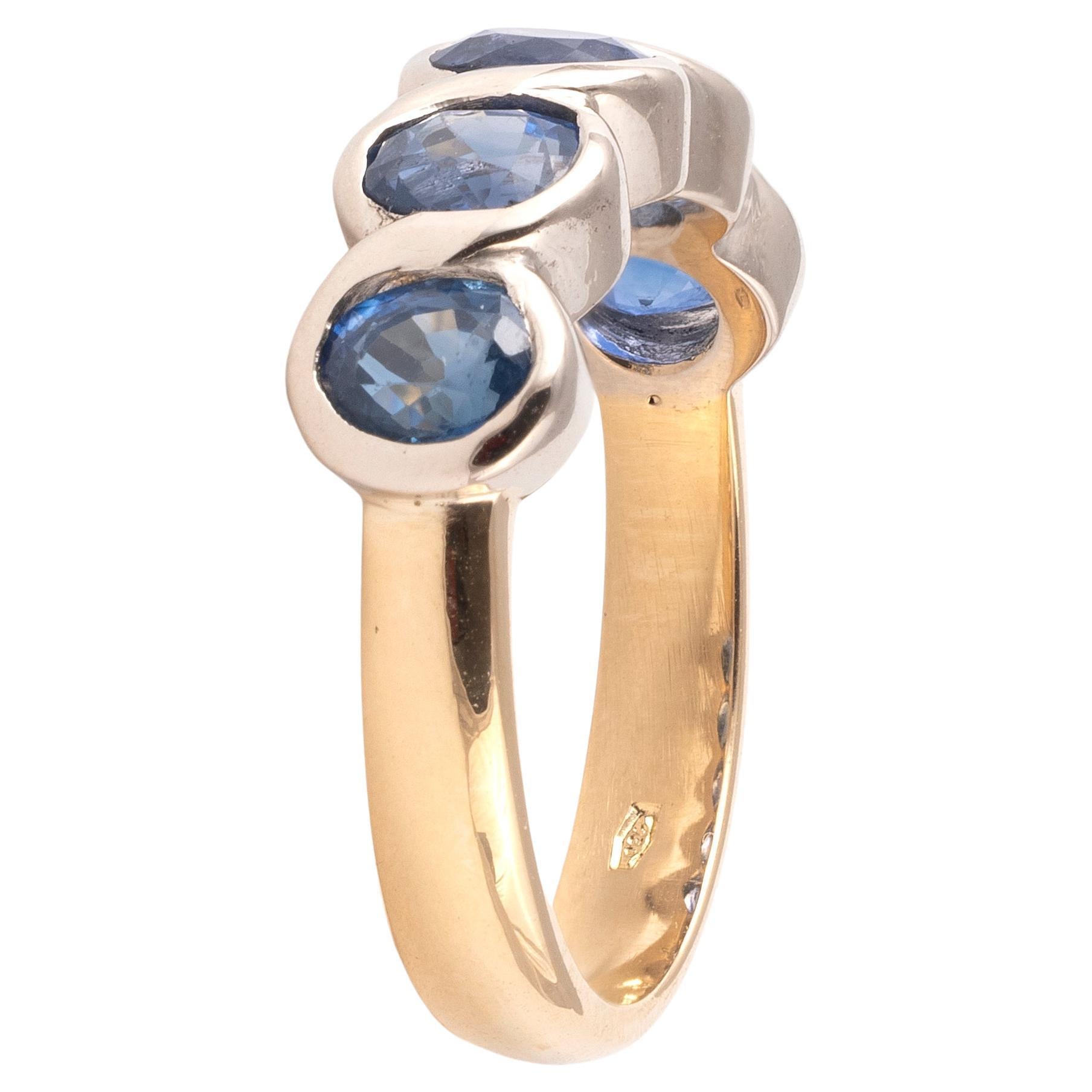 Mid-20th Century Five Stone Sapphire Ring (Retro) im Angebot