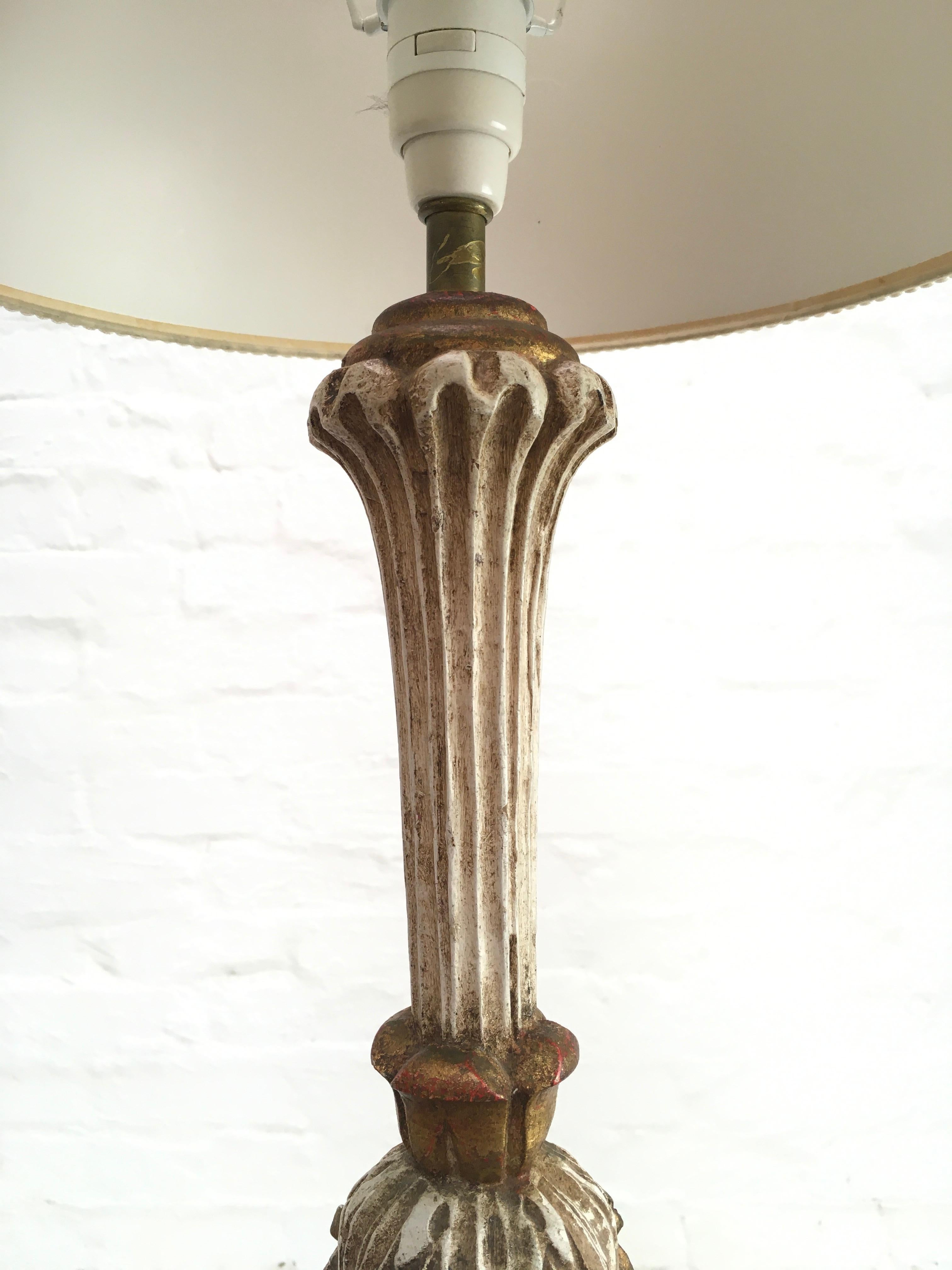 Mid-20th Century Florentine Giltwood Lamp with Original Shade Regency Style For Sale 2