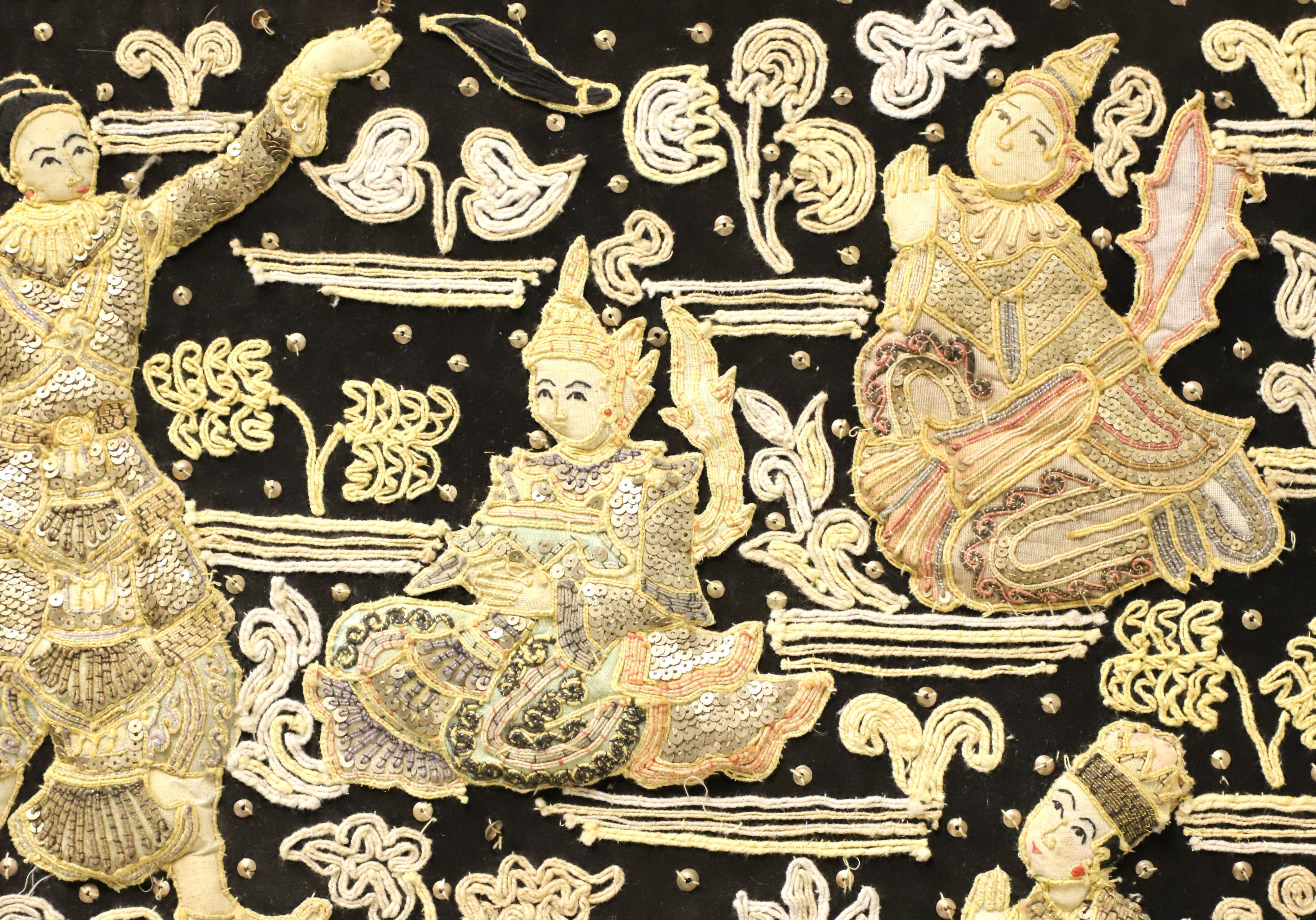 Mid 20th Century Framed Burmese Kalaga Tapestry In Good Condition In Charlotte, NC