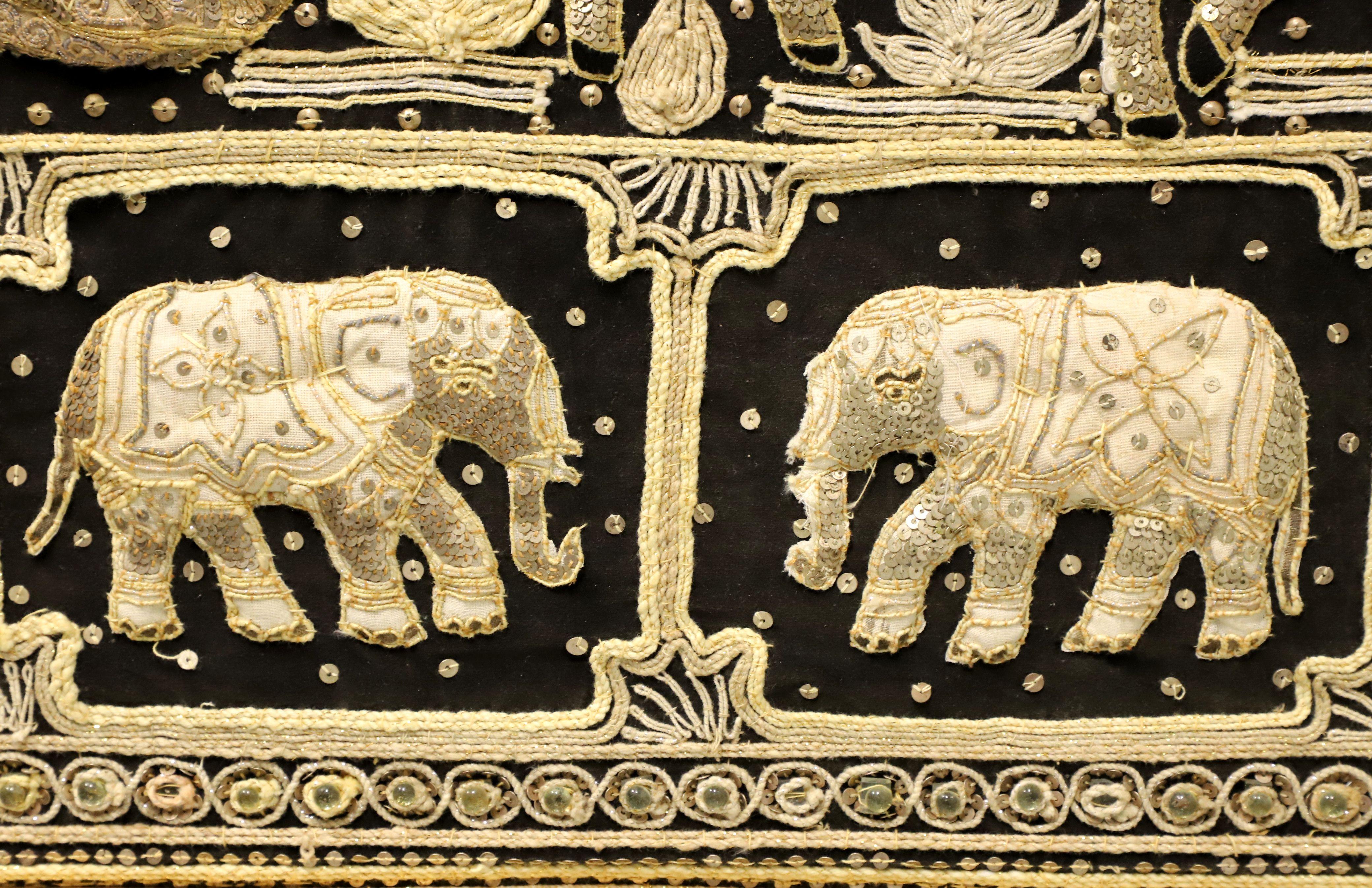 Mid 20th Century Framed Burmese Kalaga Tapestry 4