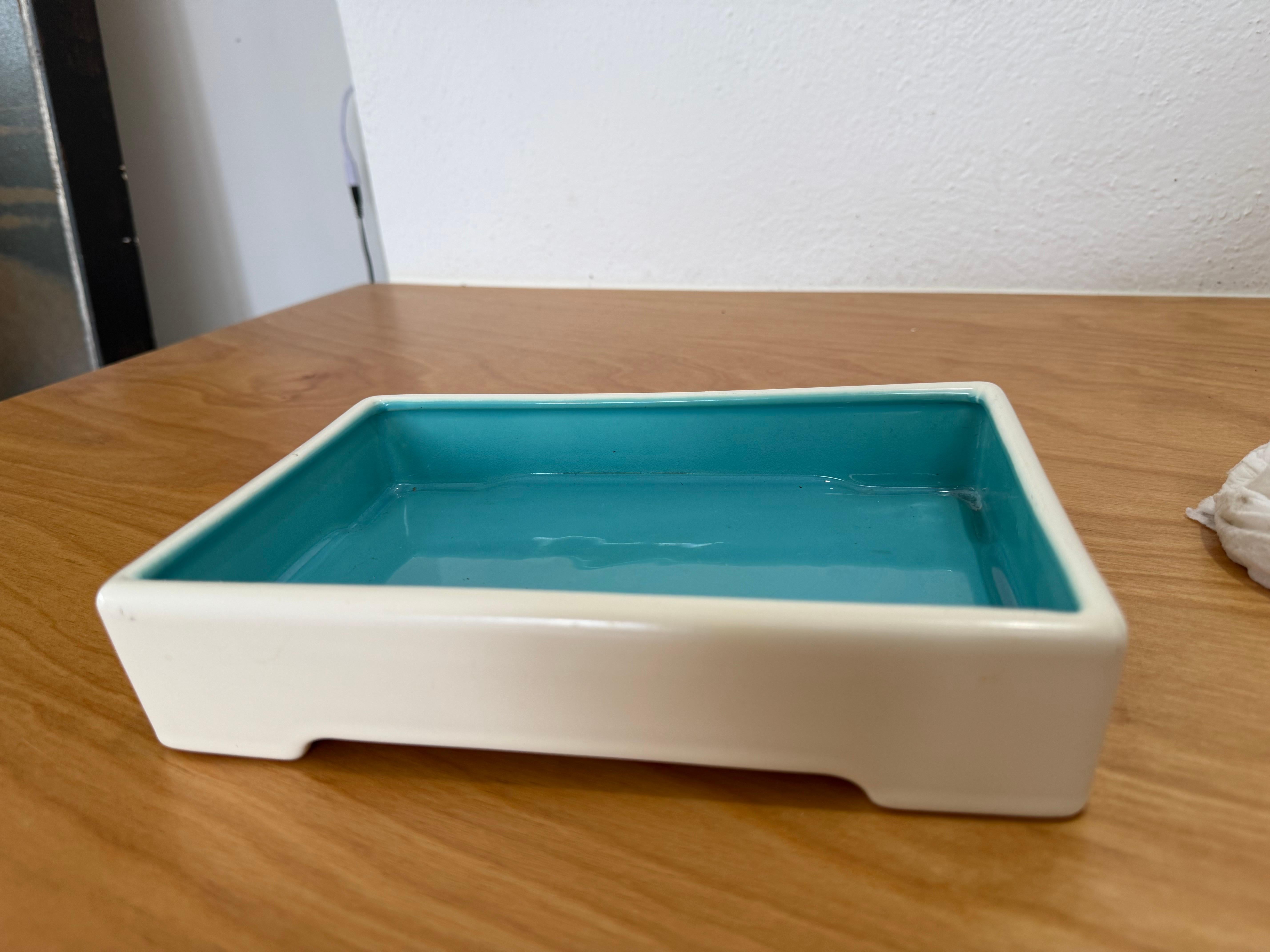 Mid-Century moderno Ciotola rettangolare della metà del XX secolo Franciscan Capistrano Duo Tone Suiban Ikebana in vendita