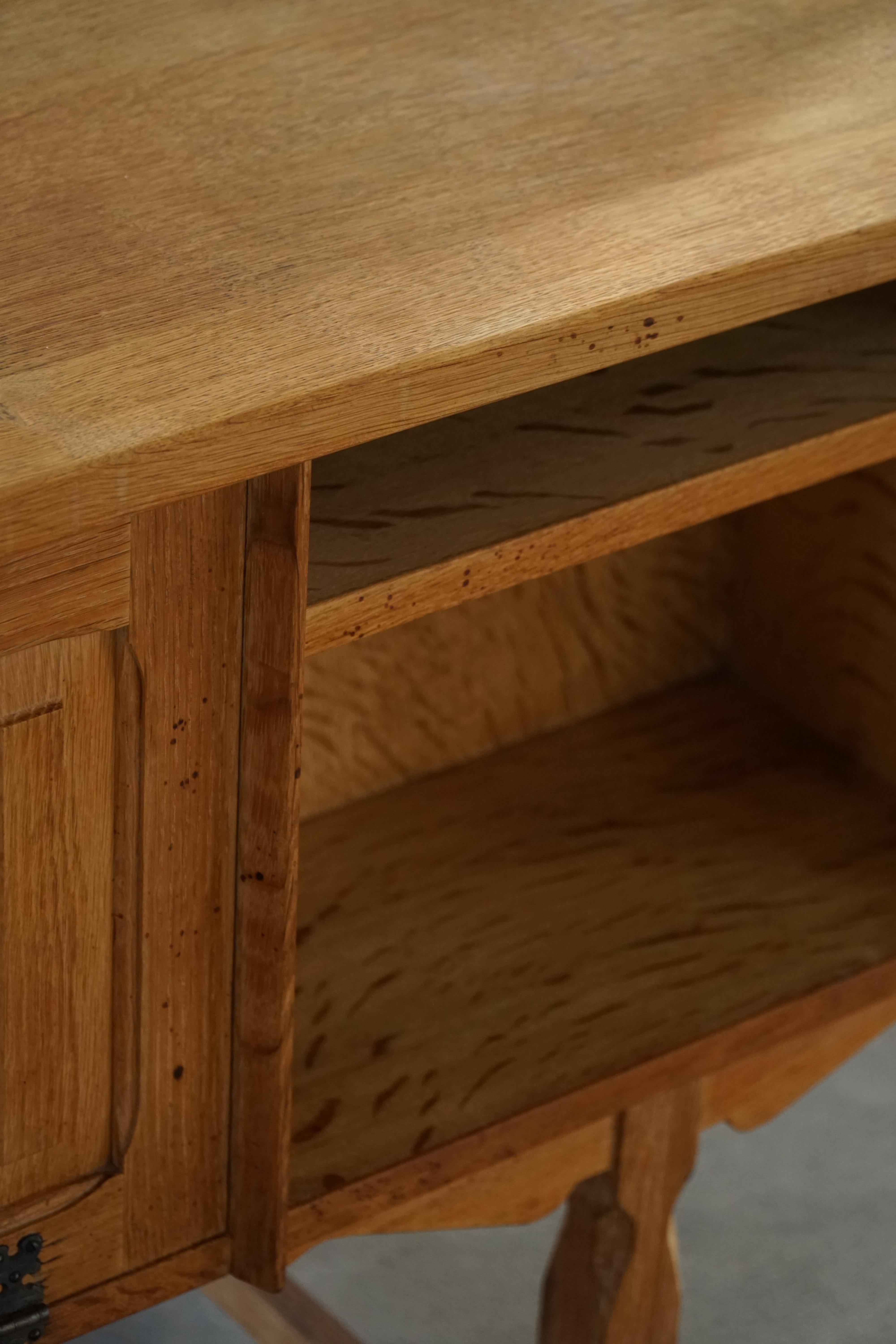 Mid-20th Century, Freestanding Oak Desk by Henning Kjærnulf, Denmark, 1960s For Sale 9
