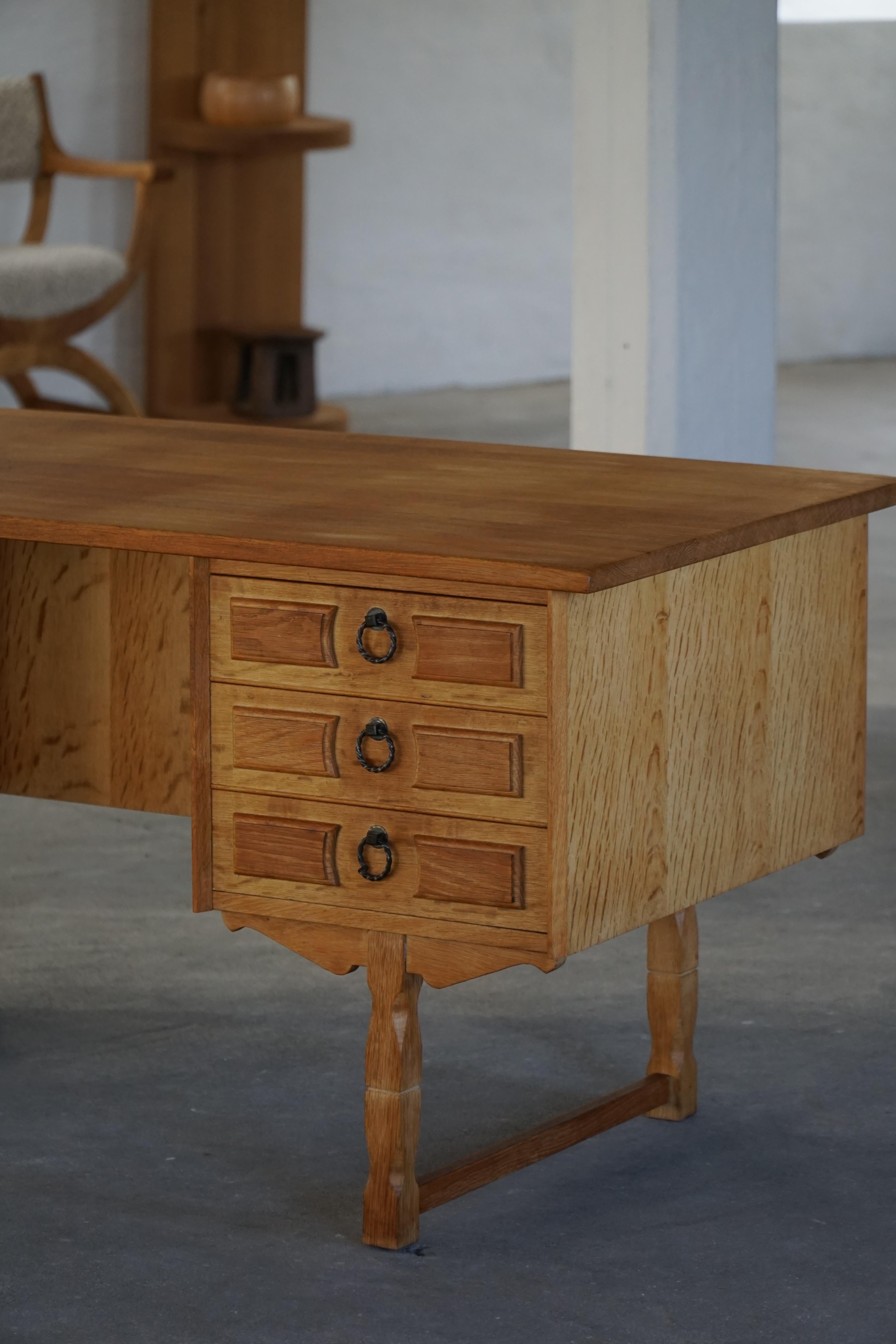 Danish Mid-20th Century, Freestanding Oak Desk by Henning Kjærnulf, Denmark, 1960s For Sale