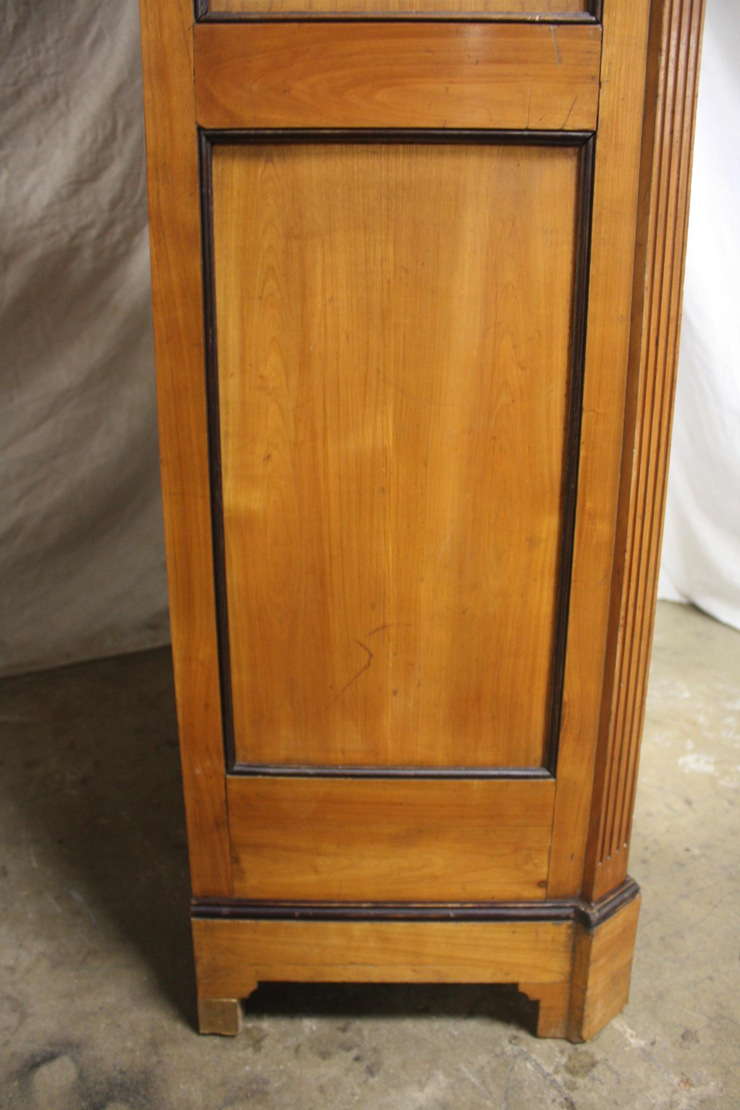 Mid-20th Century French Armoire 8