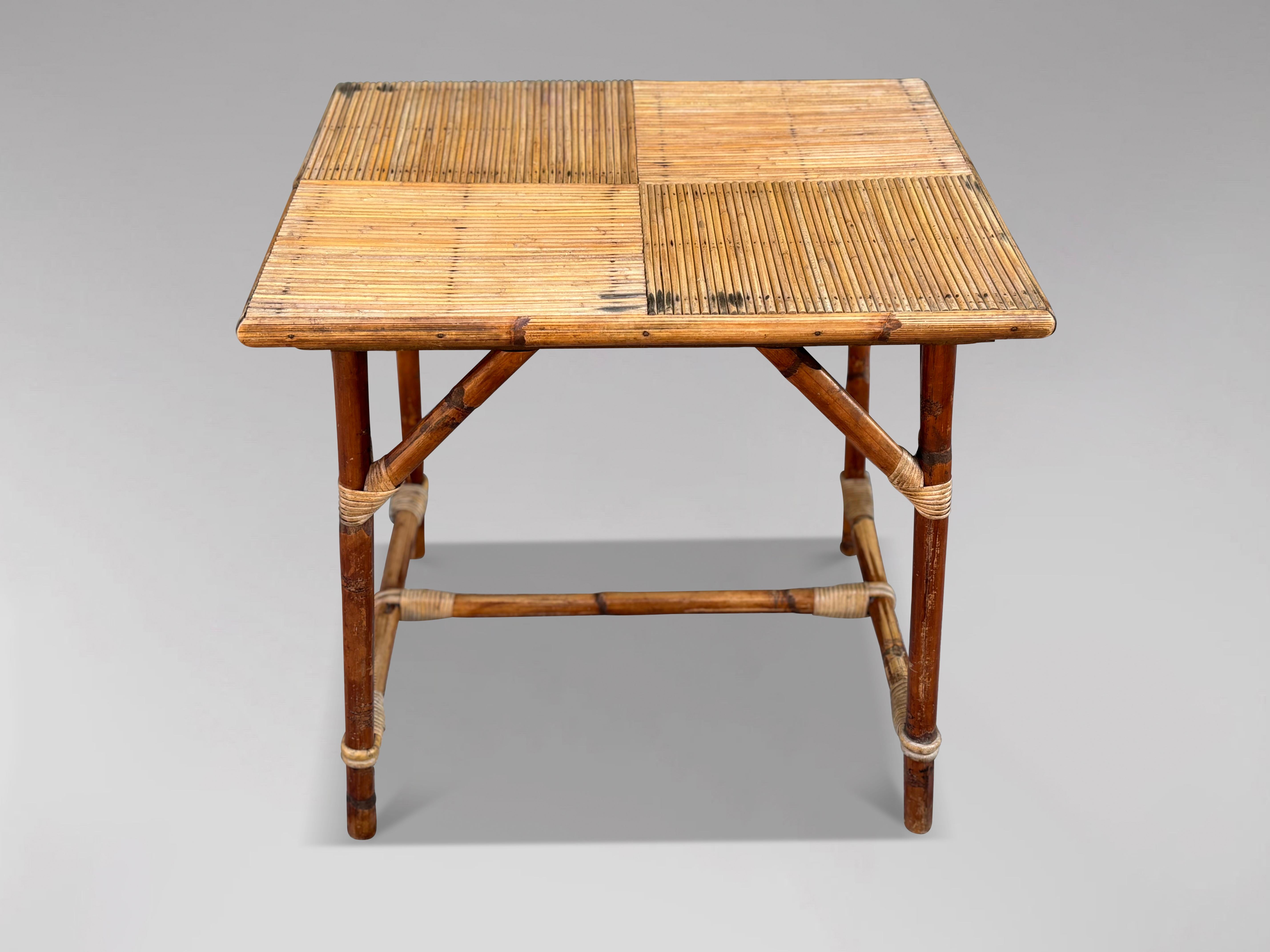 Mesa de bambú francesa de mediados del siglo XX de Audoux Minet Francés en venta