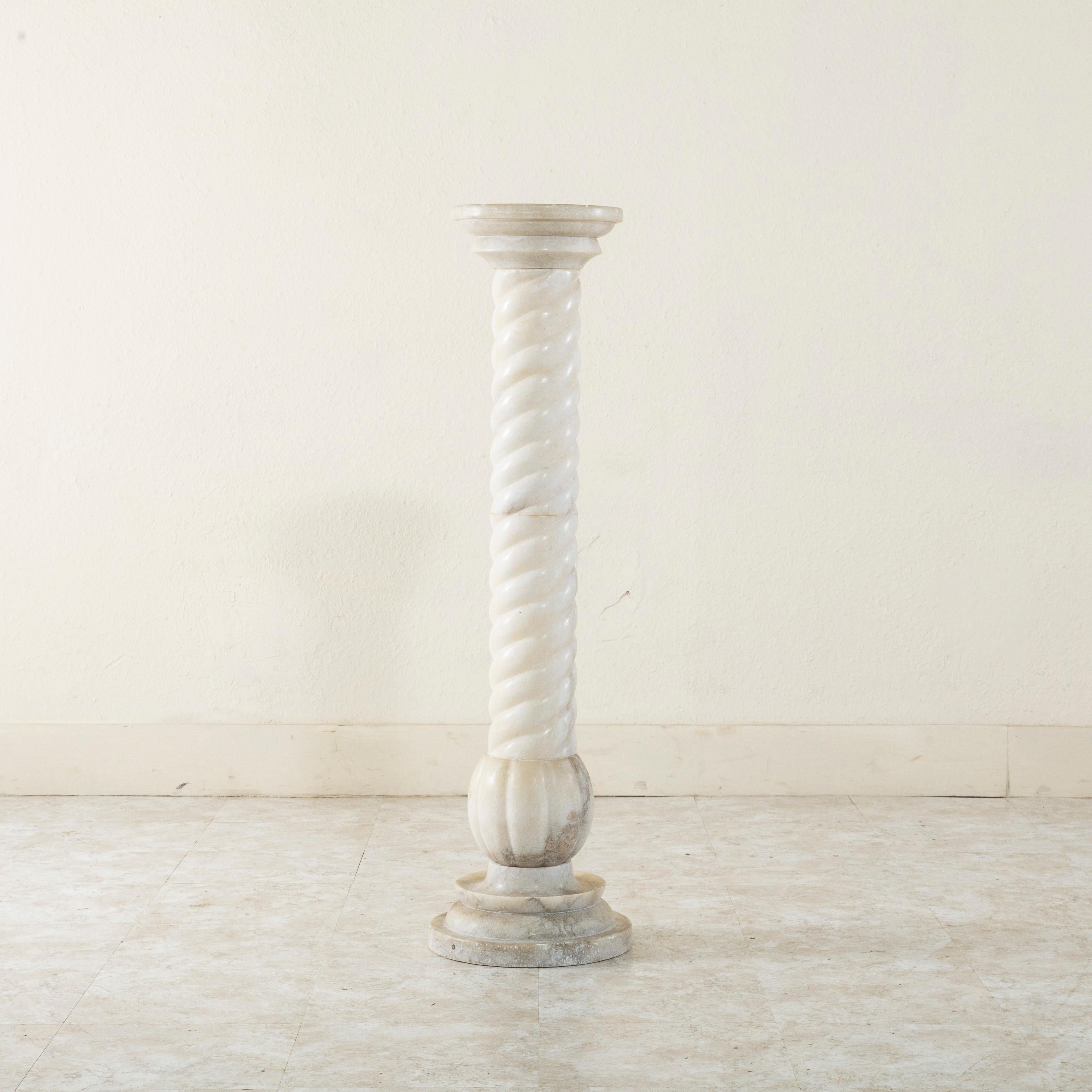 Mid-20th Century French Barley Twist Alabaster Column, Pedestal, Sculpture Stand In Good Condition For Sale In Fayetteville, AR