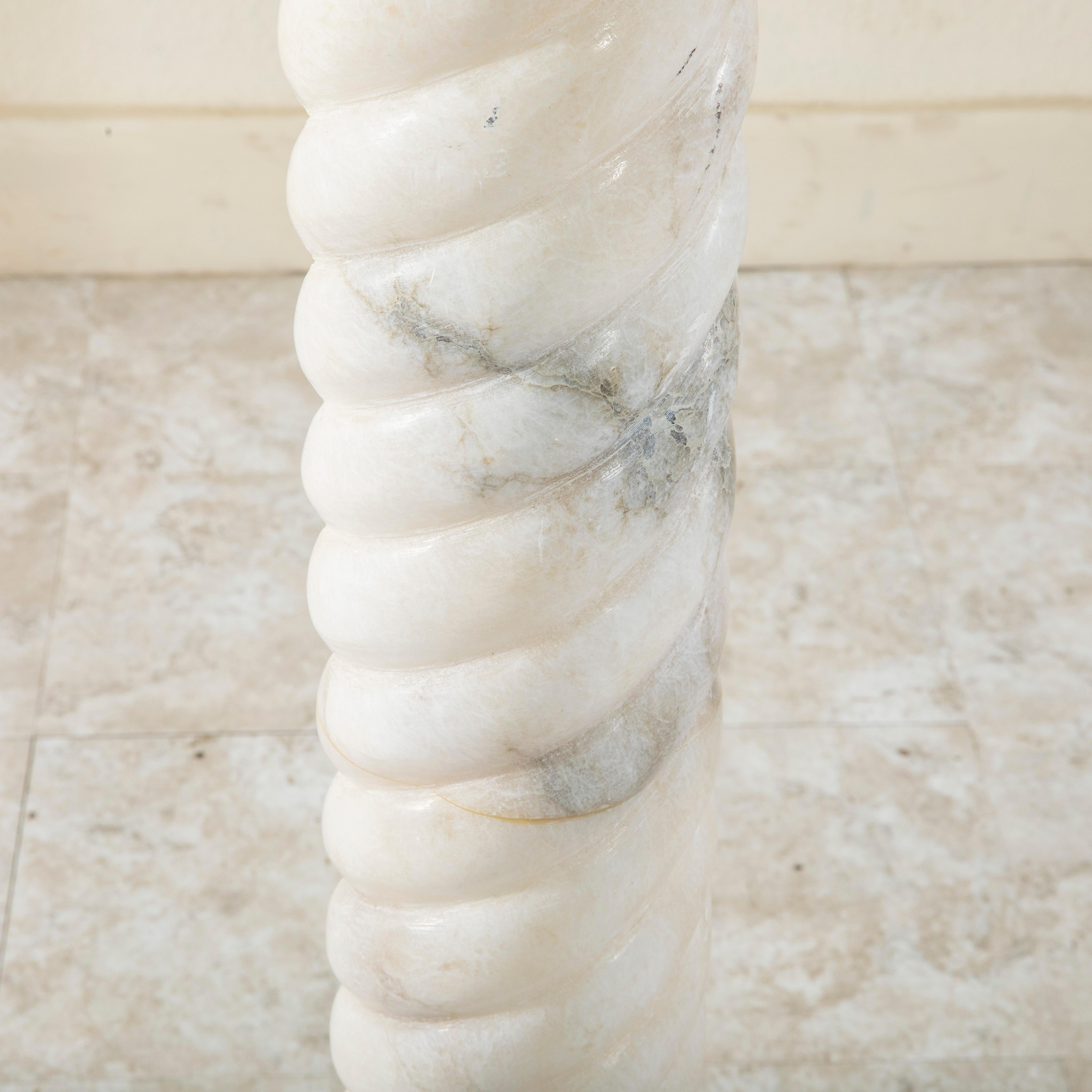 Mid-20th Century French Barley Twist Alabaster Column, Pedestal, Sculpture Stand For Sale 5
