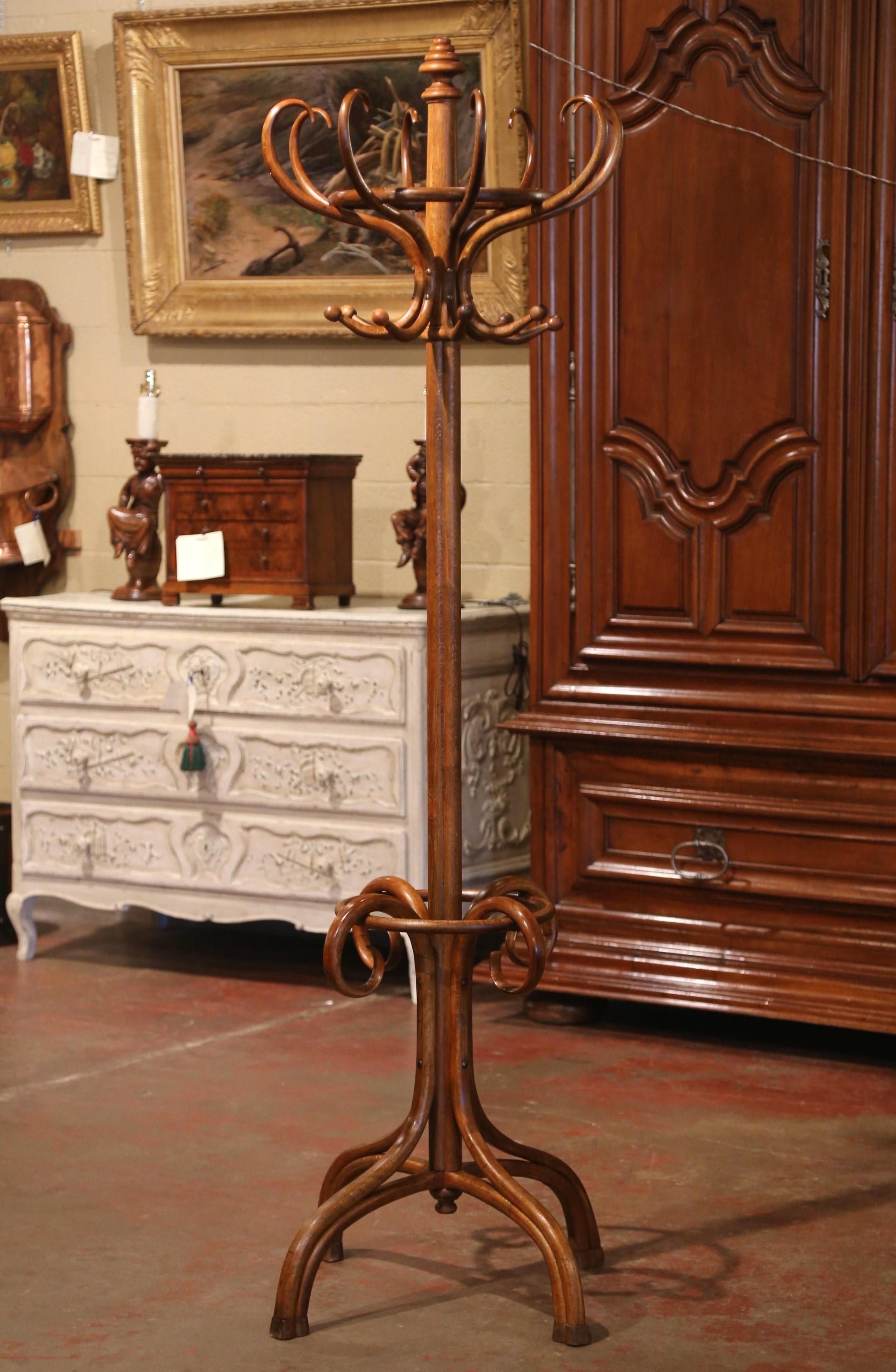 Bring a retro, yet practical touch to any entry or dressing area with this elegant, carved 