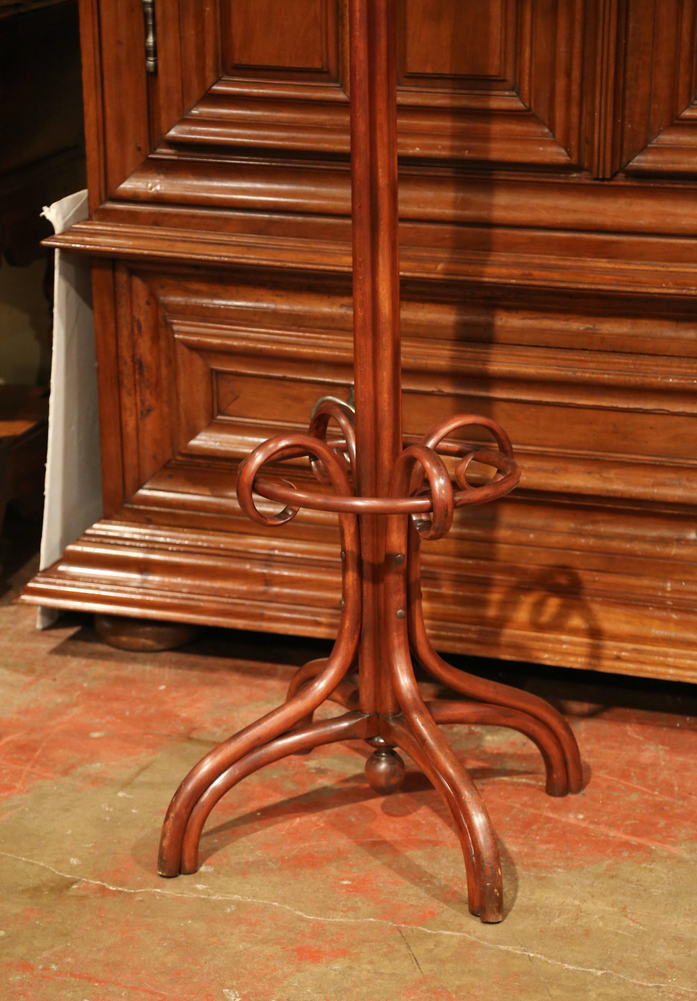 Mid-20th Century French Bentwood Hall Tree with Sixteen Hooks Thonet Style In Excellent Condition In Dallas, TX