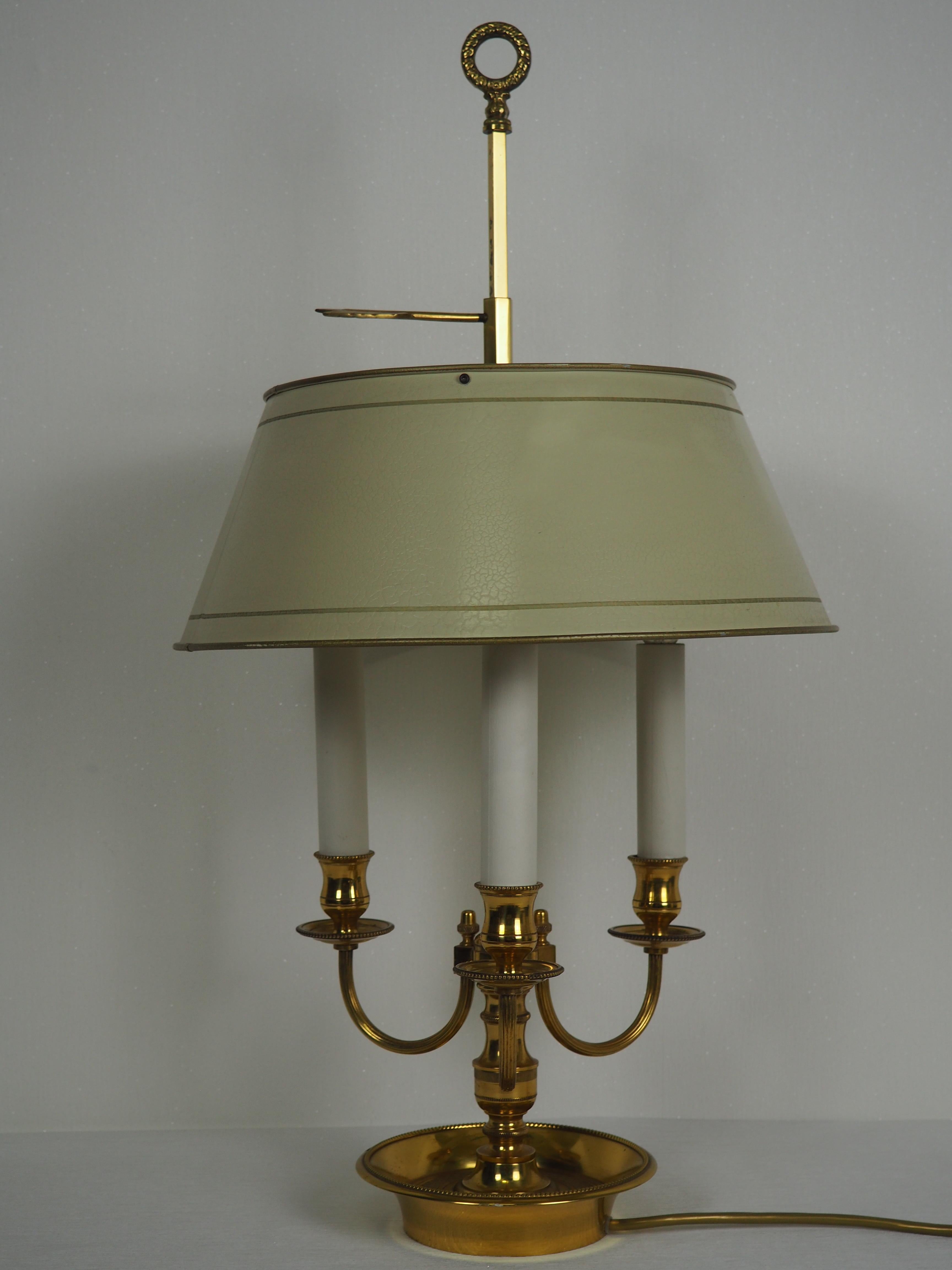 A wonderful large, French Bouillotte bronze three-light table lamp, circa 1950.
Socket: Three x E14 for standard screw bulbs.
In an excellent condition.
 
  